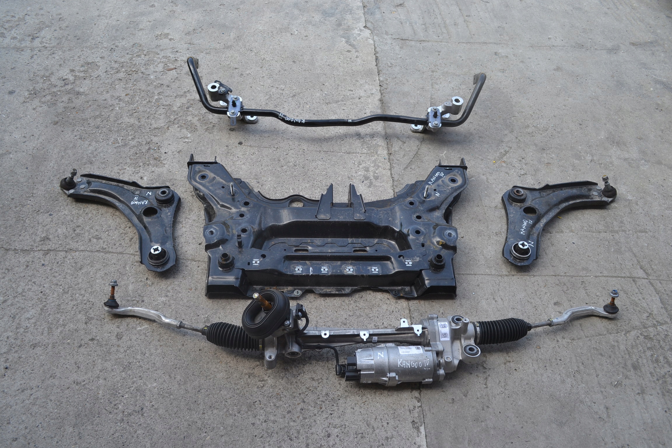 RENAULT KANGOO III IV 2022 axle beam subframe below engine front 544013074R