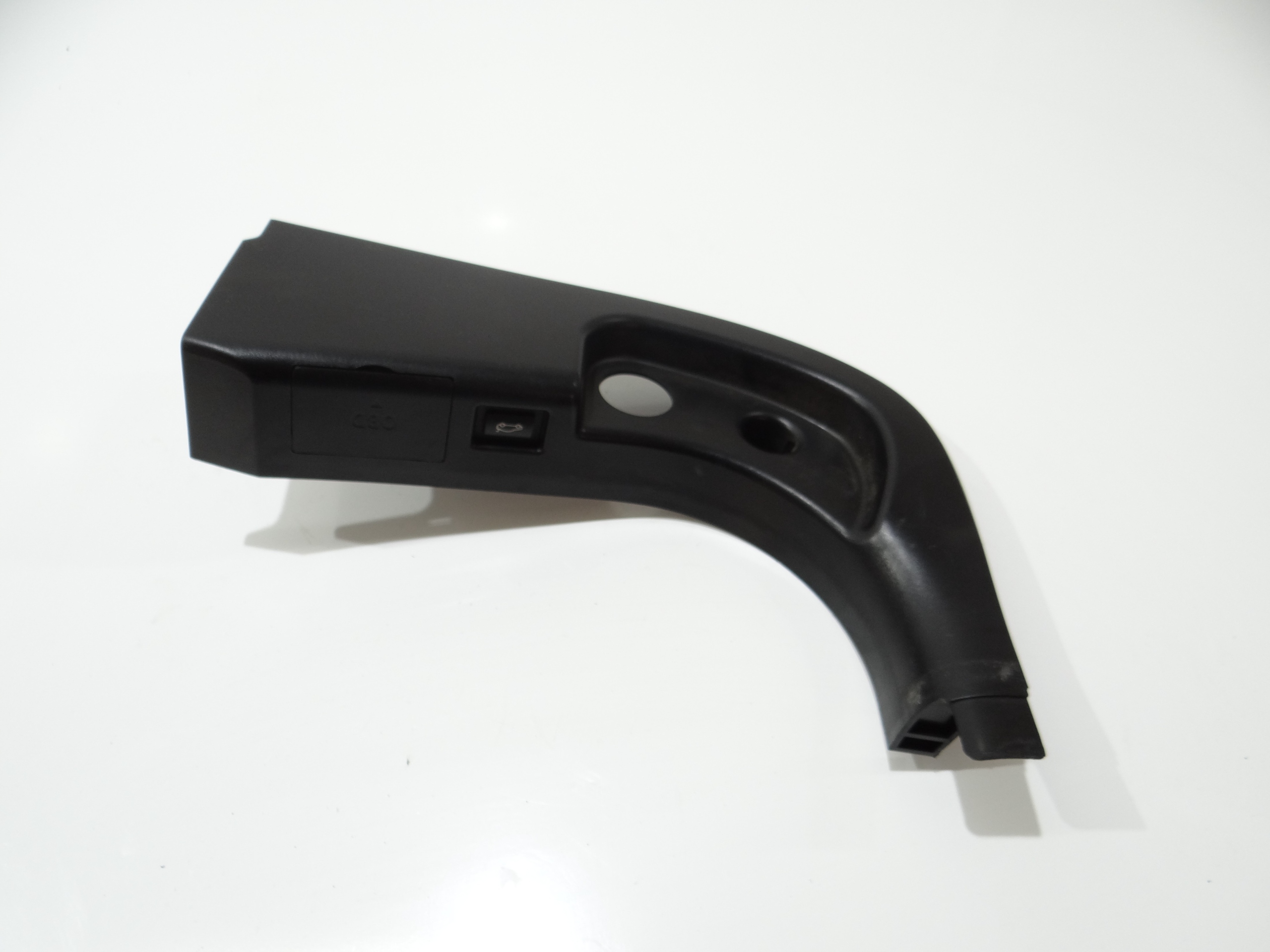 kryt SLUPKA PRAHU levá BMW E60 E61 7025029 (4273471)