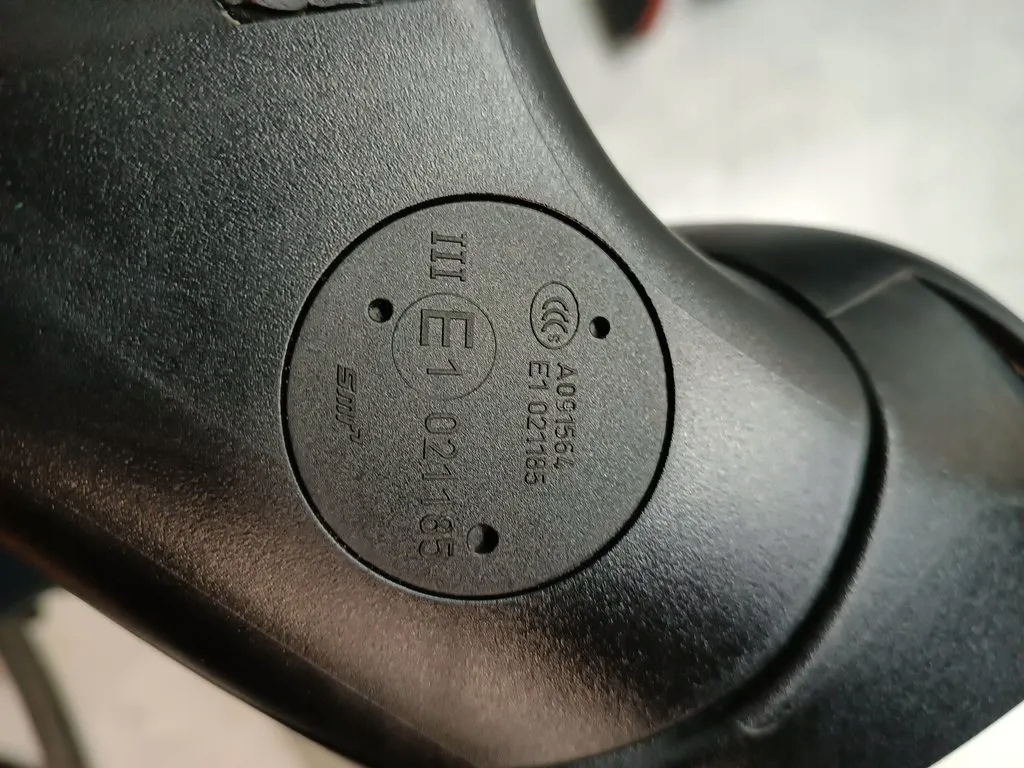 BMW 4 F32 F33 PRAWA STRONA KOL.475 Producent części BMW OE