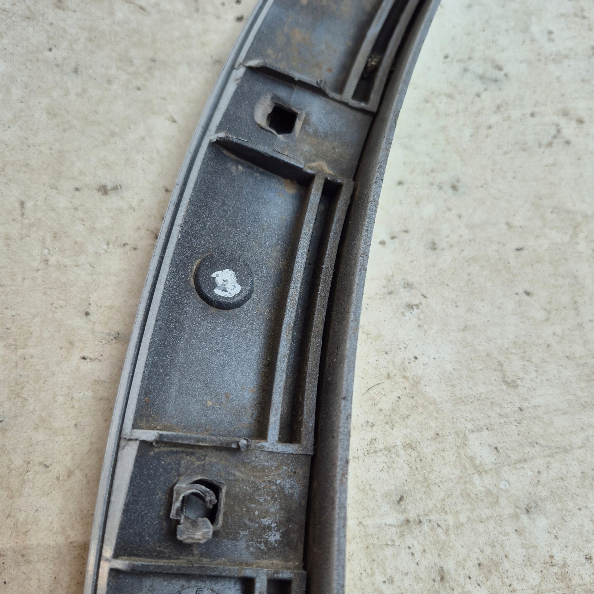 AUDI Q7 II moulding cap of a fender right front front 7232-5000