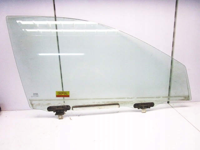 COROLLA E12 SZYBA DRZWI PRZÓD PRAWA Typ samochodu Samochody osobowe