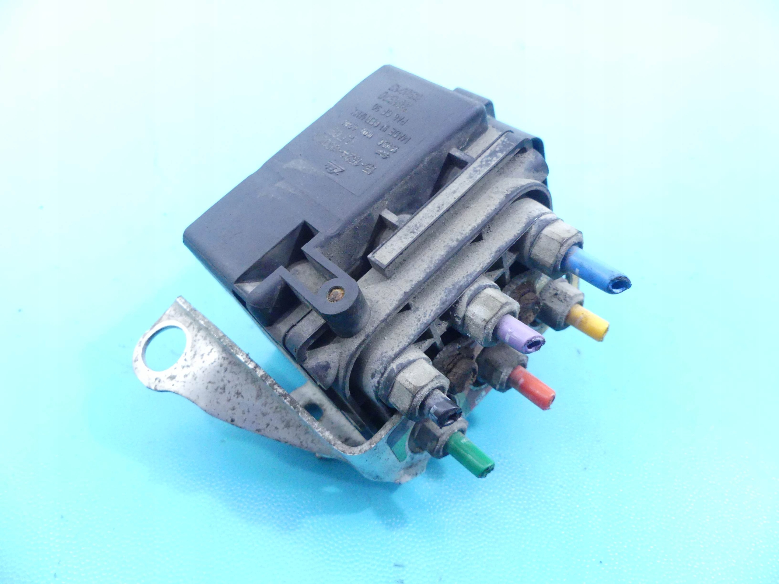 ROZDZIELACZ ZAWIESZENIA ZAWÓR VW TOUAREG I