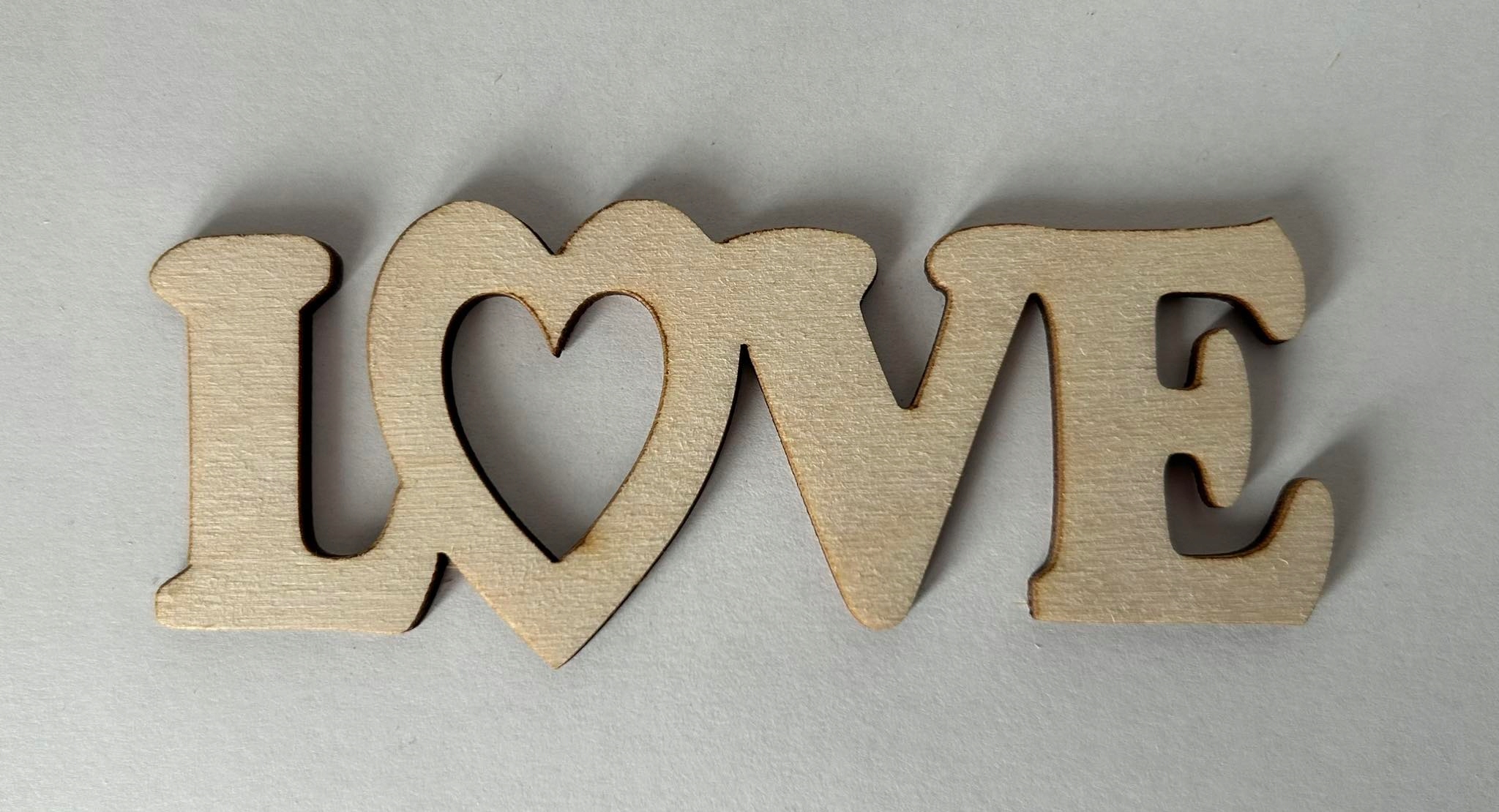 Napis Love nr 2 decupage 10x4 cm scrapki drewno, sklejka