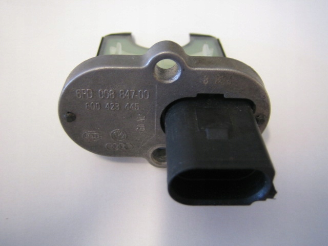 CZUJNIK na wtyczkę PRZEKŁADNI MAGLOWNICY 6PD008847 TRW FABIA IBIZA POLO