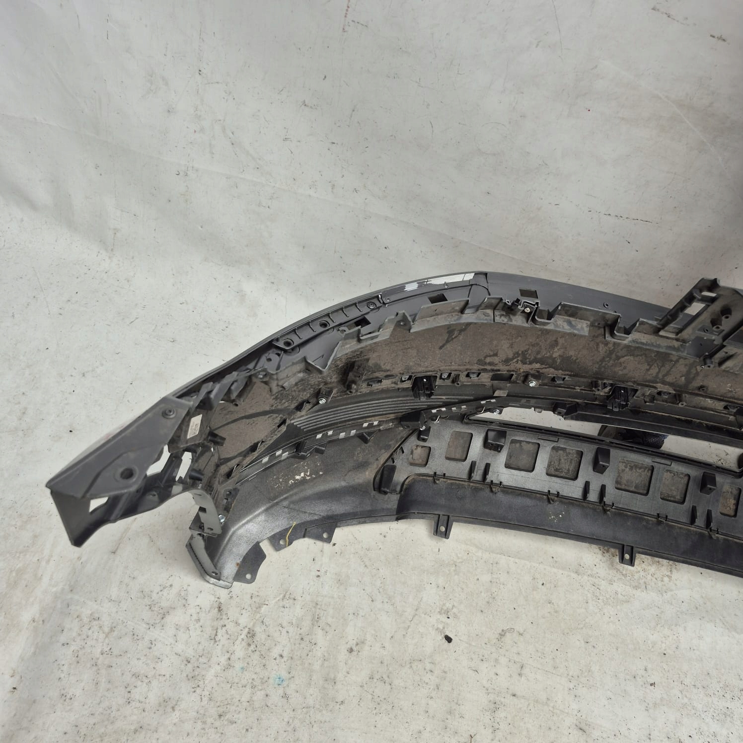 HYUNDAI IONIQ 5 21-24 bumper front front PDC