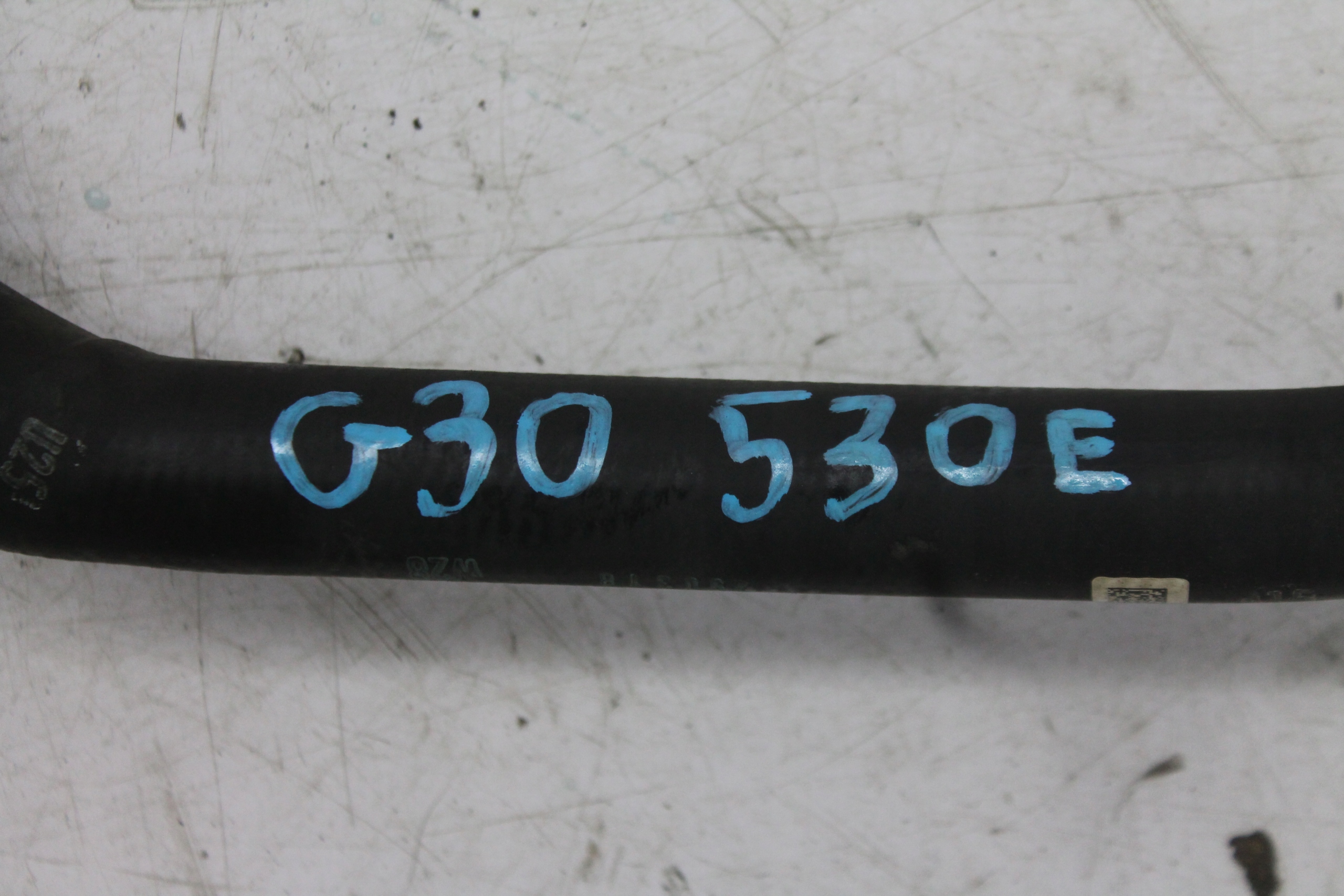 cijev prijenos vode 8602642 BMW G30 G31 530E 17