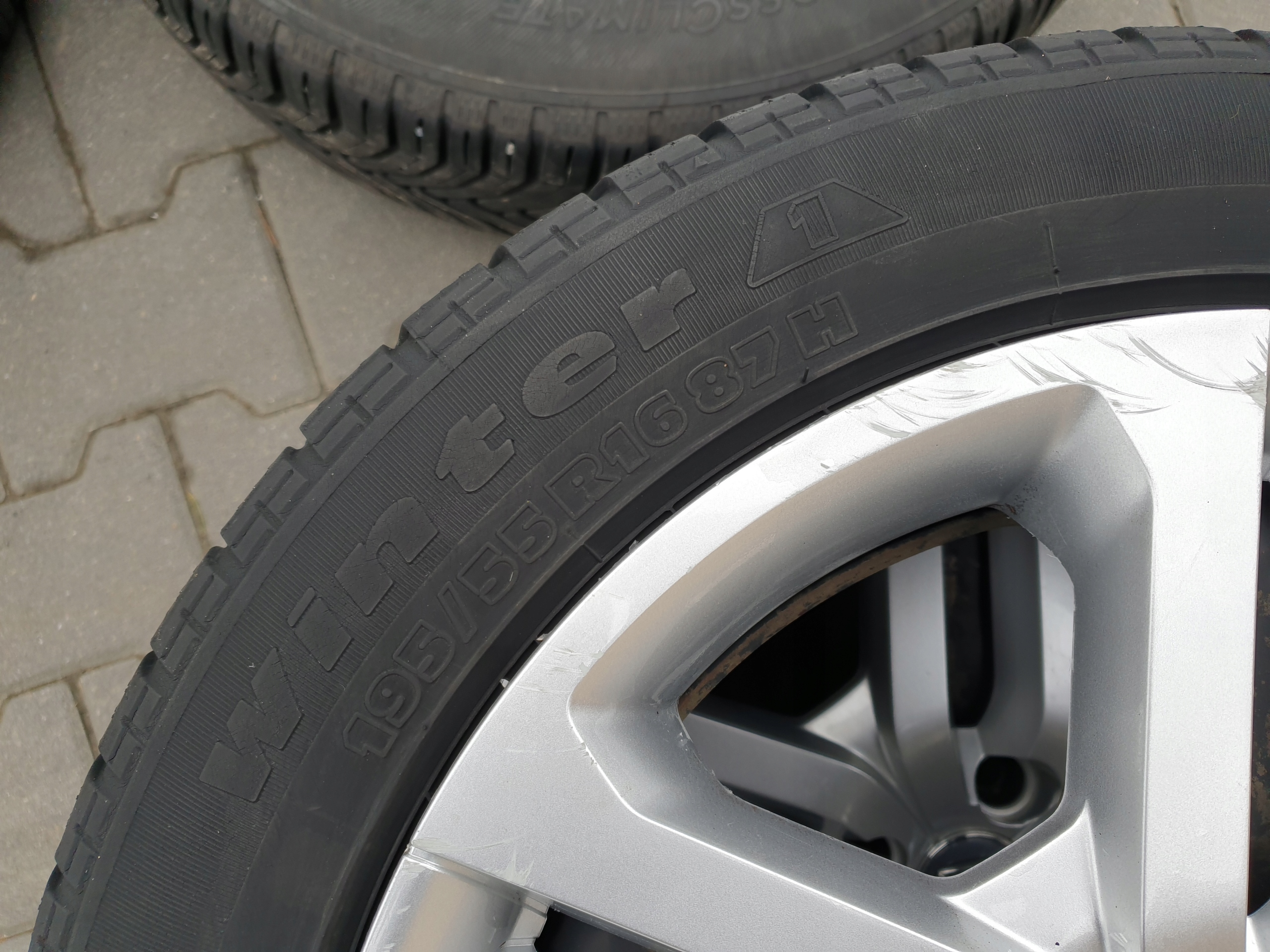 discs tyres wheels 16 CALI RENAULT CLIO 4 IV 195/55R16
