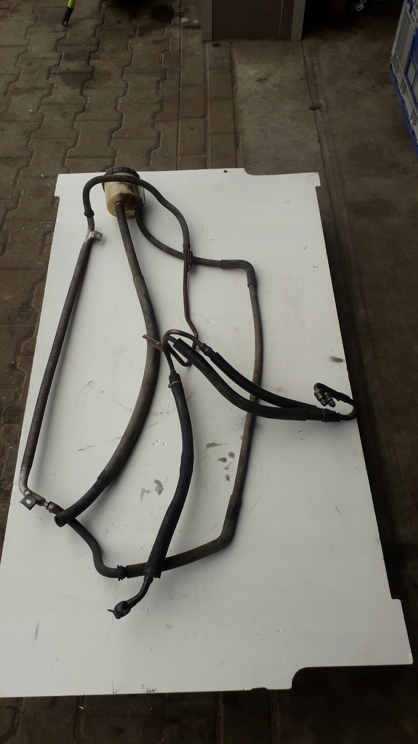 BOCA SERVA T4 2.5TDI CRIJEVA