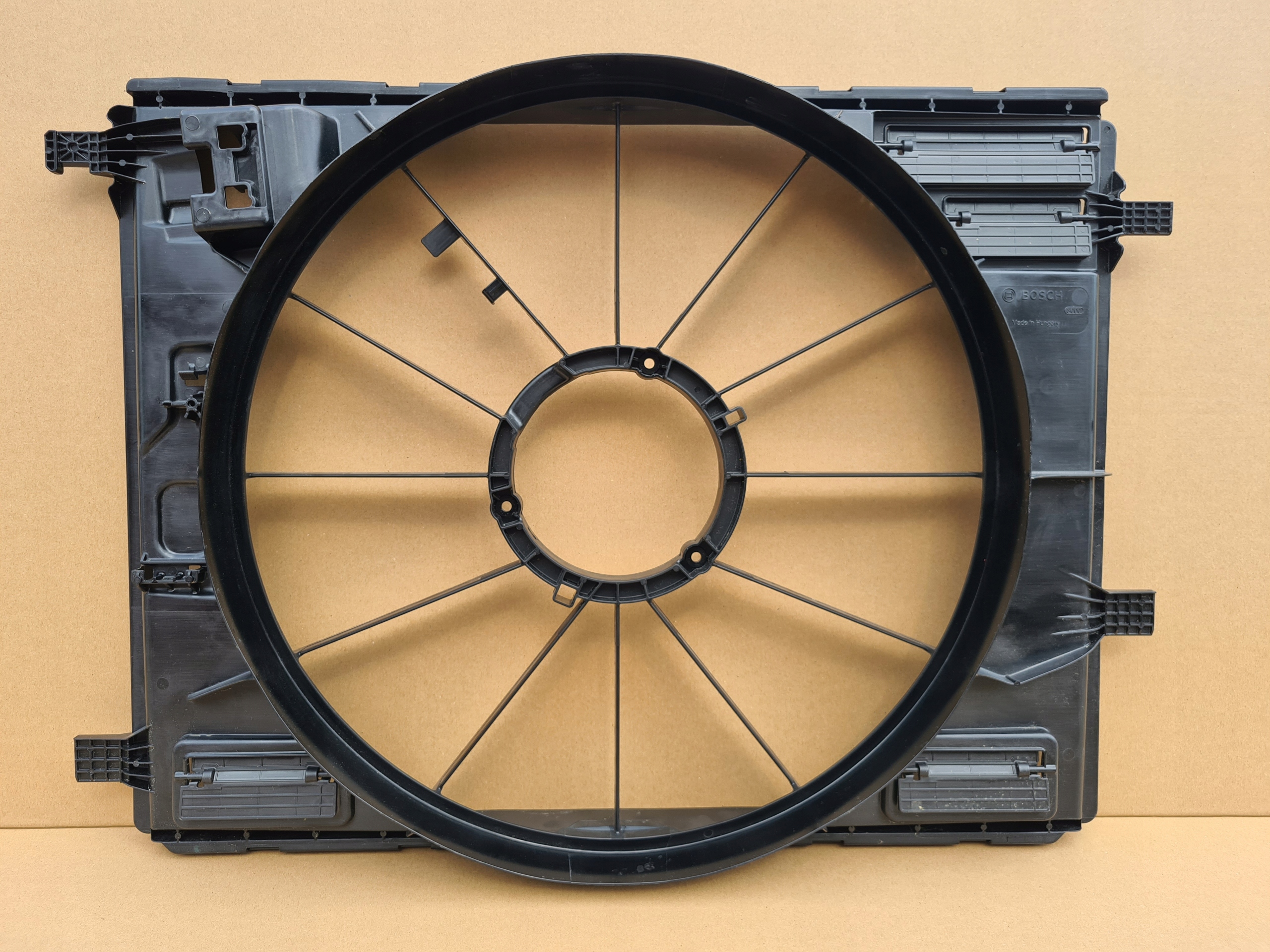 A0999060202 0999060202 - Корпус вентилятора MERCEDES C W206 C206