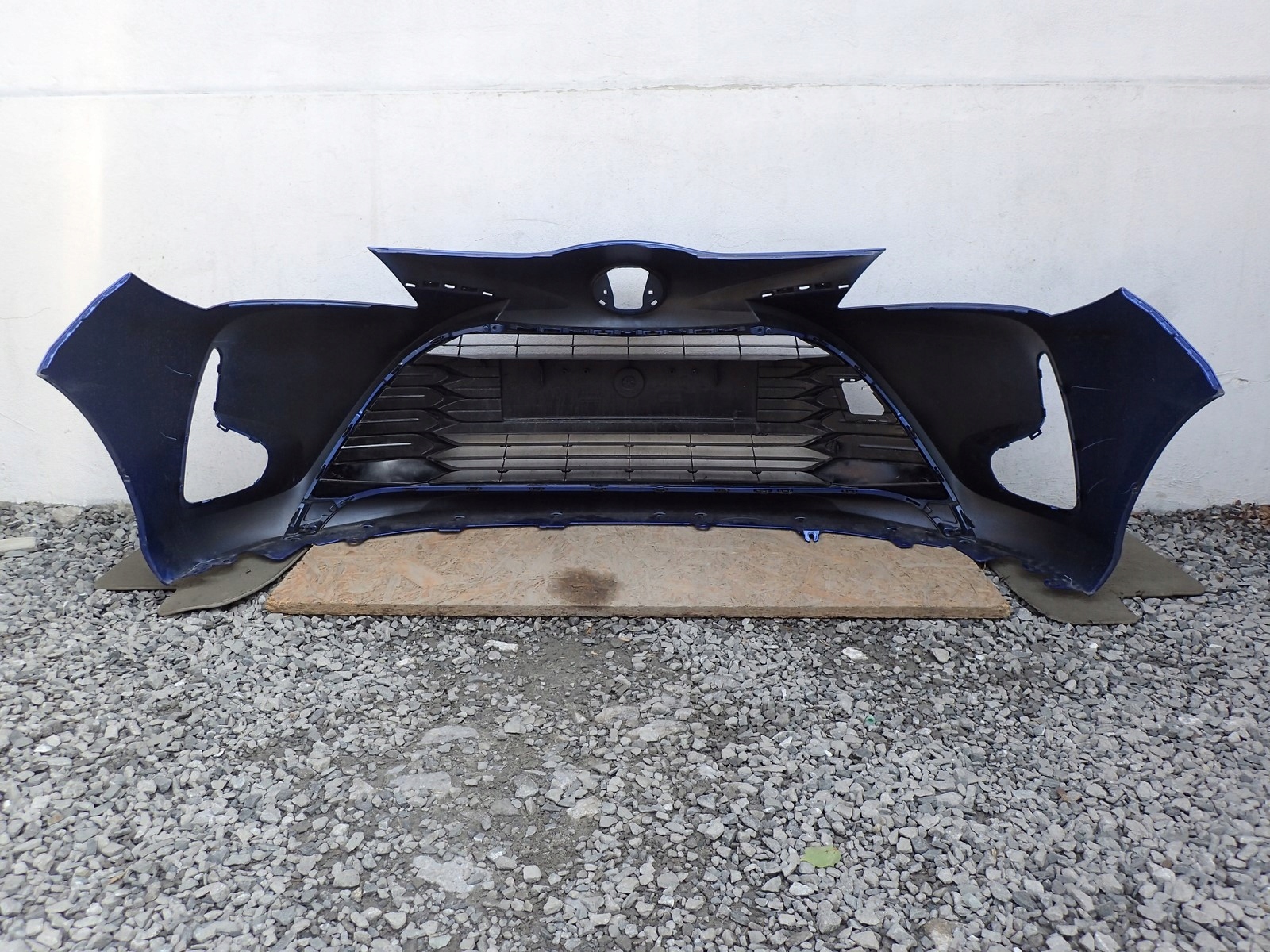 bumper front front TOYOTA YARIS 3 III LIFT 17