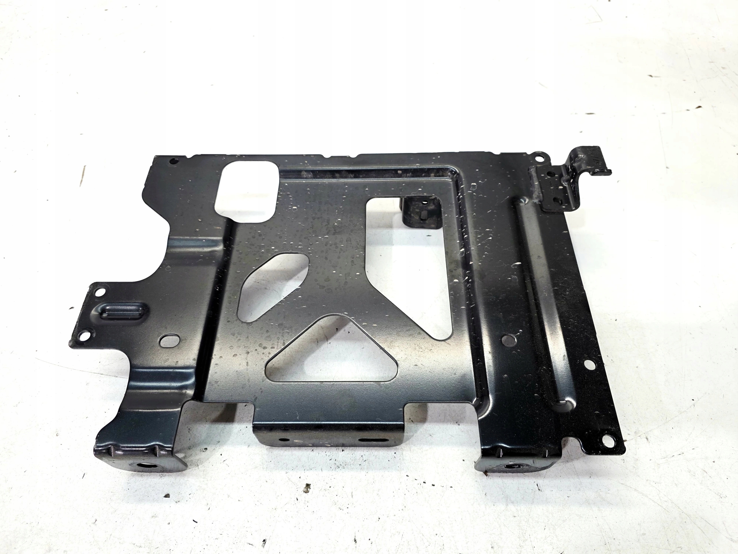 maniglia Consolle DO LADOWARKI AUDI Q4 E-TRON 1EA971860