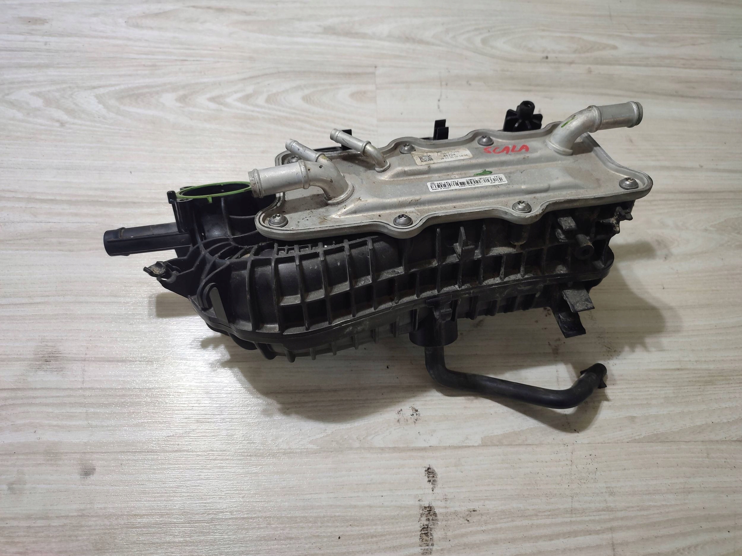 Skoda Scala 2020 intake manifold