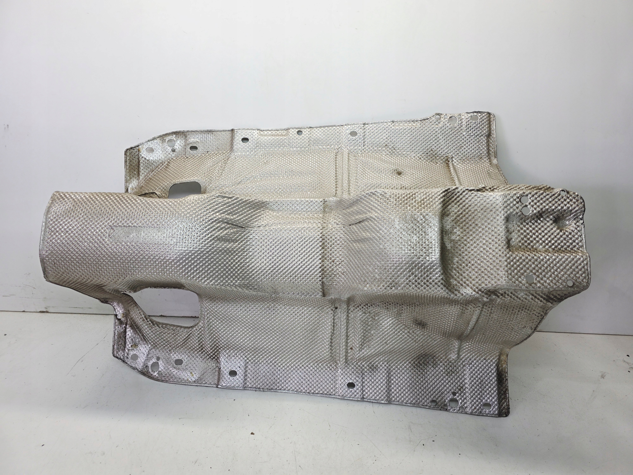 Blende Abdeckung TERMICZNA TUNELU AUDI Q5 FY 80A804160B