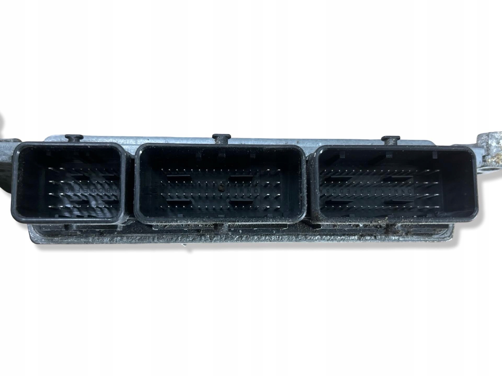 control unit of the engine Renault Scenic 3 2010 237100777R