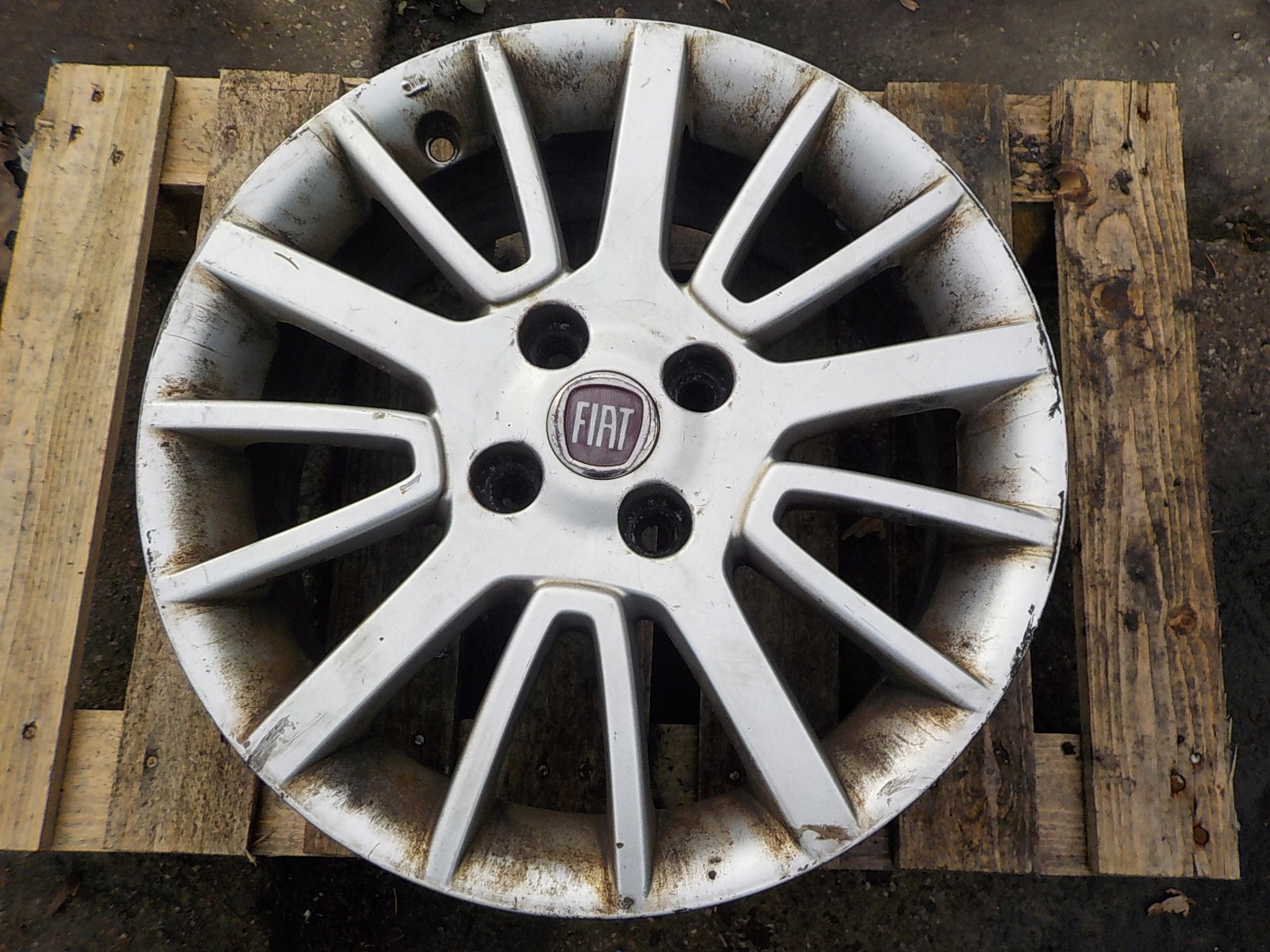 FIAT LINEA FIORINO FELGA ALUMINIOWA R15 4x98