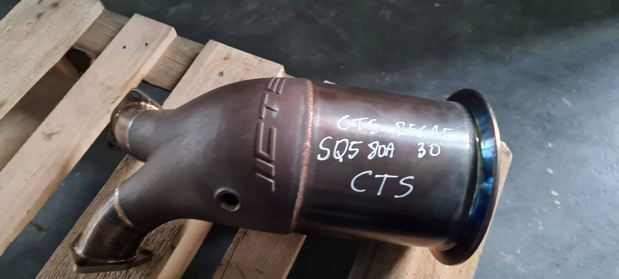 SQ5 80A KATALIZATOR FILTER CTS TURBO 3.0 TFSI DOWNPIPE TUNING