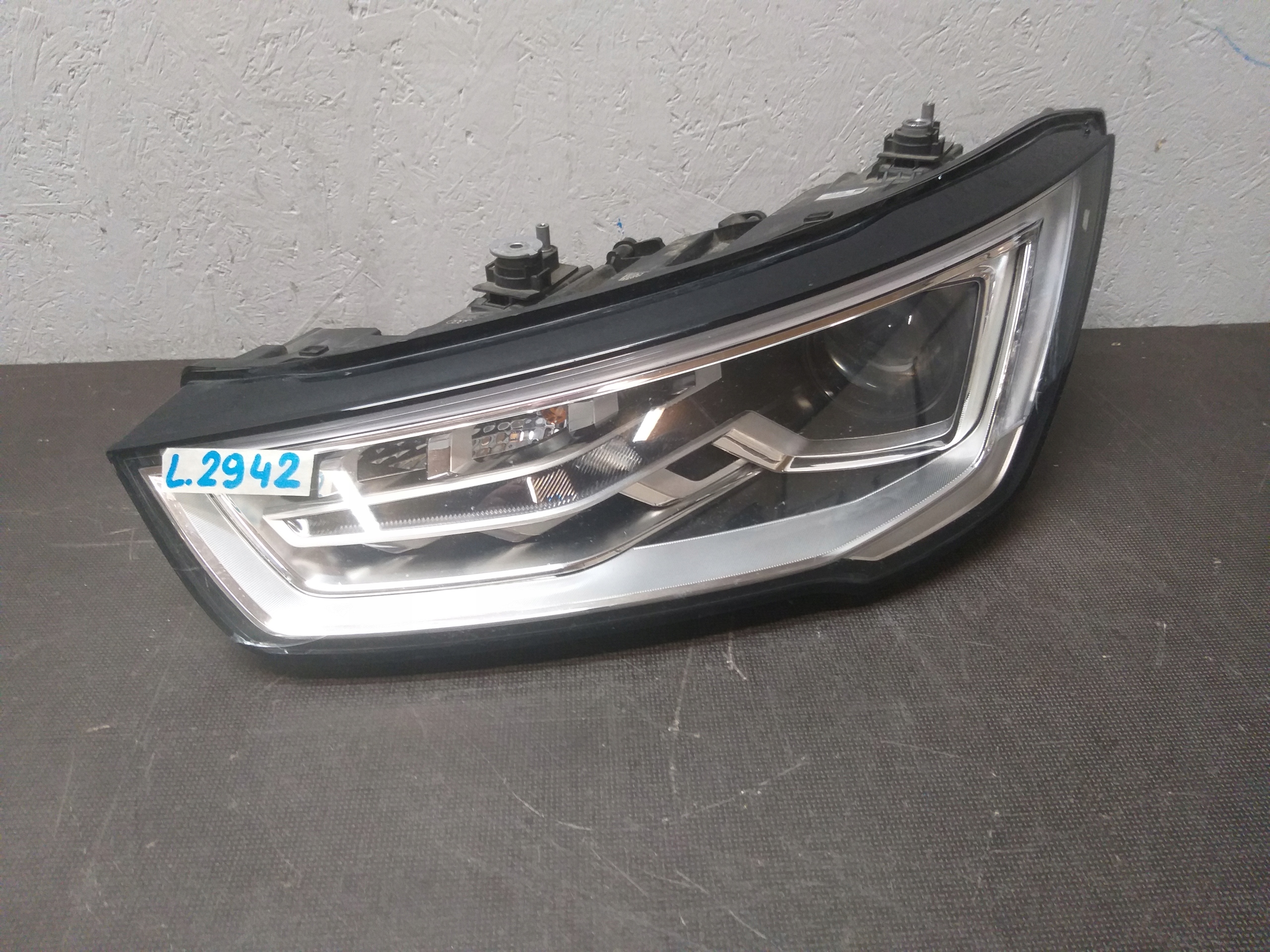 light front left AUDI A1 XENON LED LIFT 14- 8XA941005