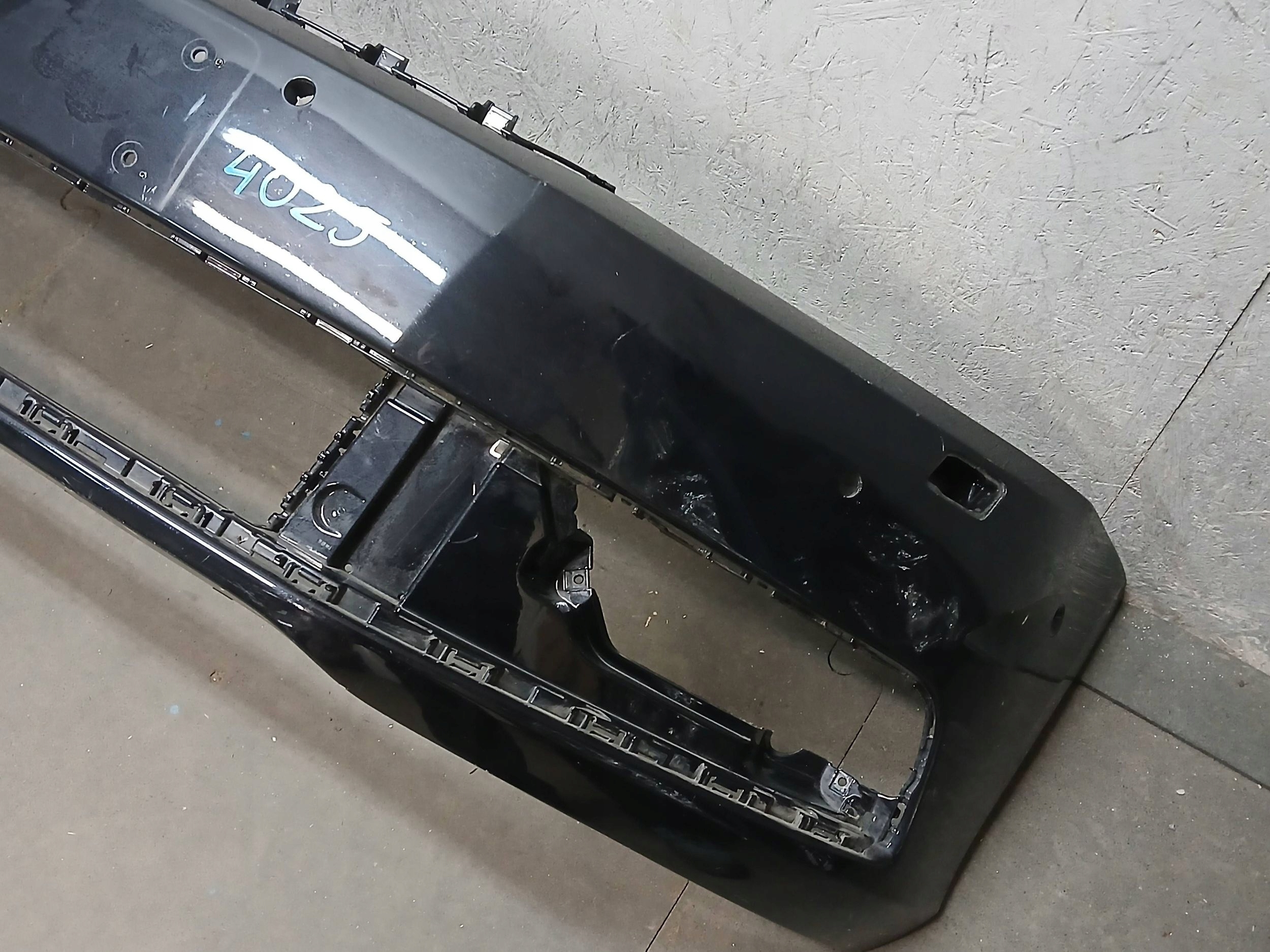 bumper front VW PASSAT B7 3AA 3AF