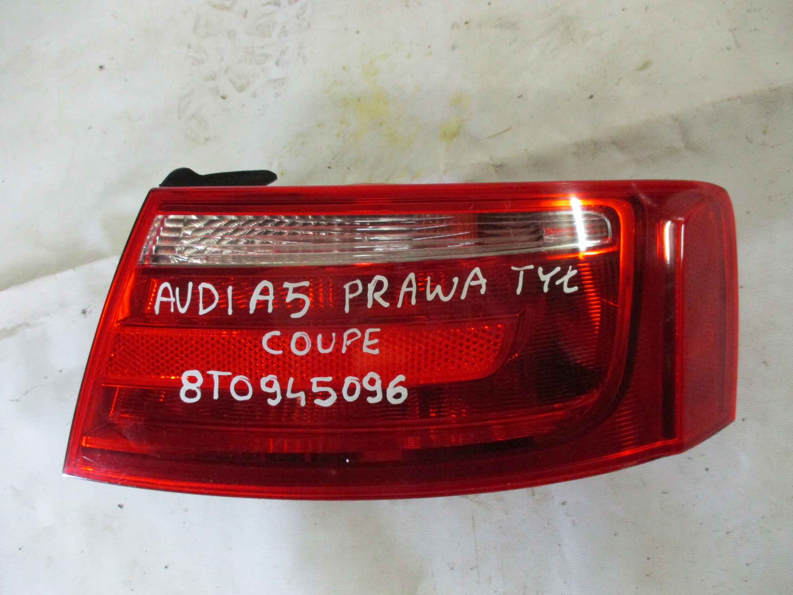 light right rear part Audi A5 Coupe 8T0945096