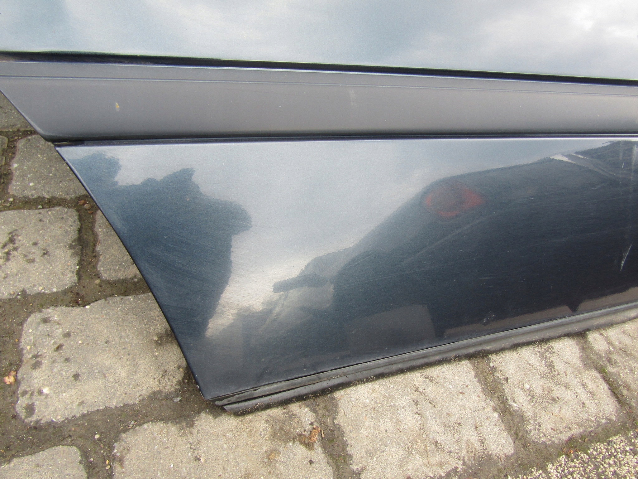 (5 MERCEDES W202 KOMBI DRZWI PRAWE TYLNE LACK 189 Wersja Europejska