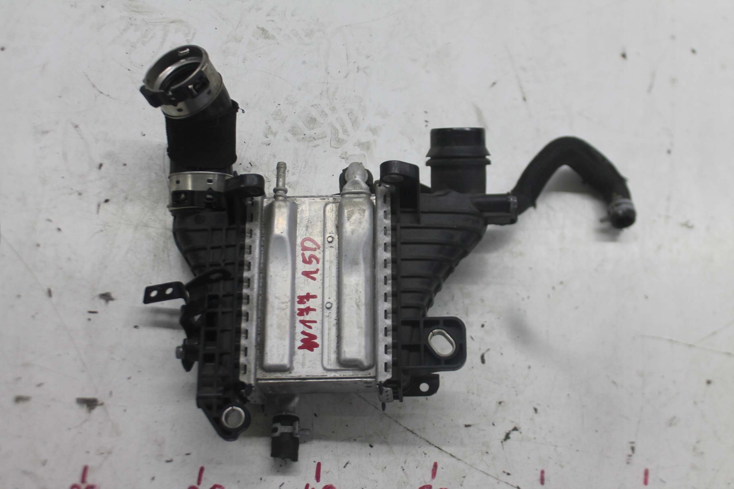 Kühler luft INTERCOOLER MERCEDES W177 1.5 CDI 18