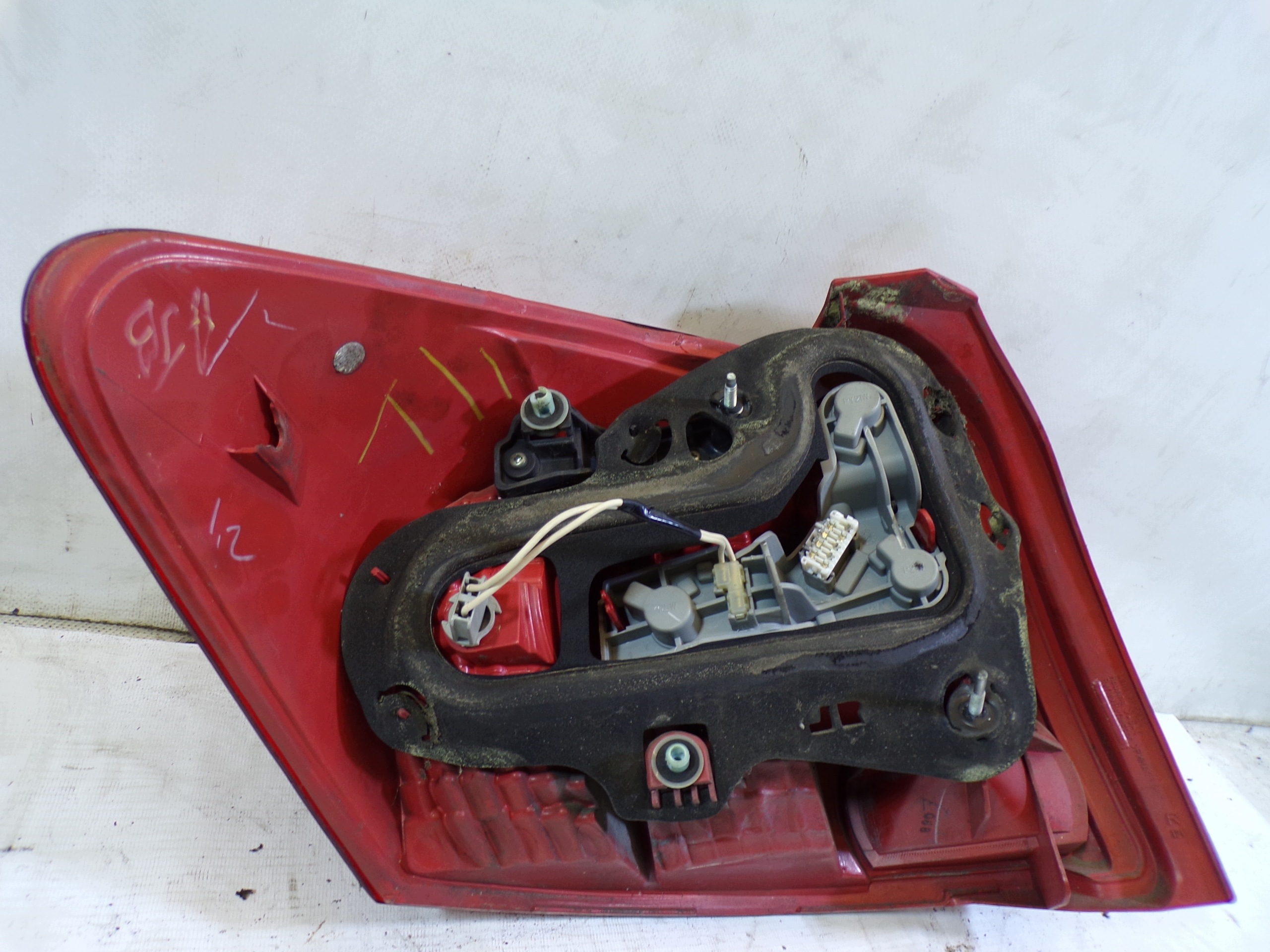 light rear rear part right TOYOTA AURIS 1 and 5D (K)