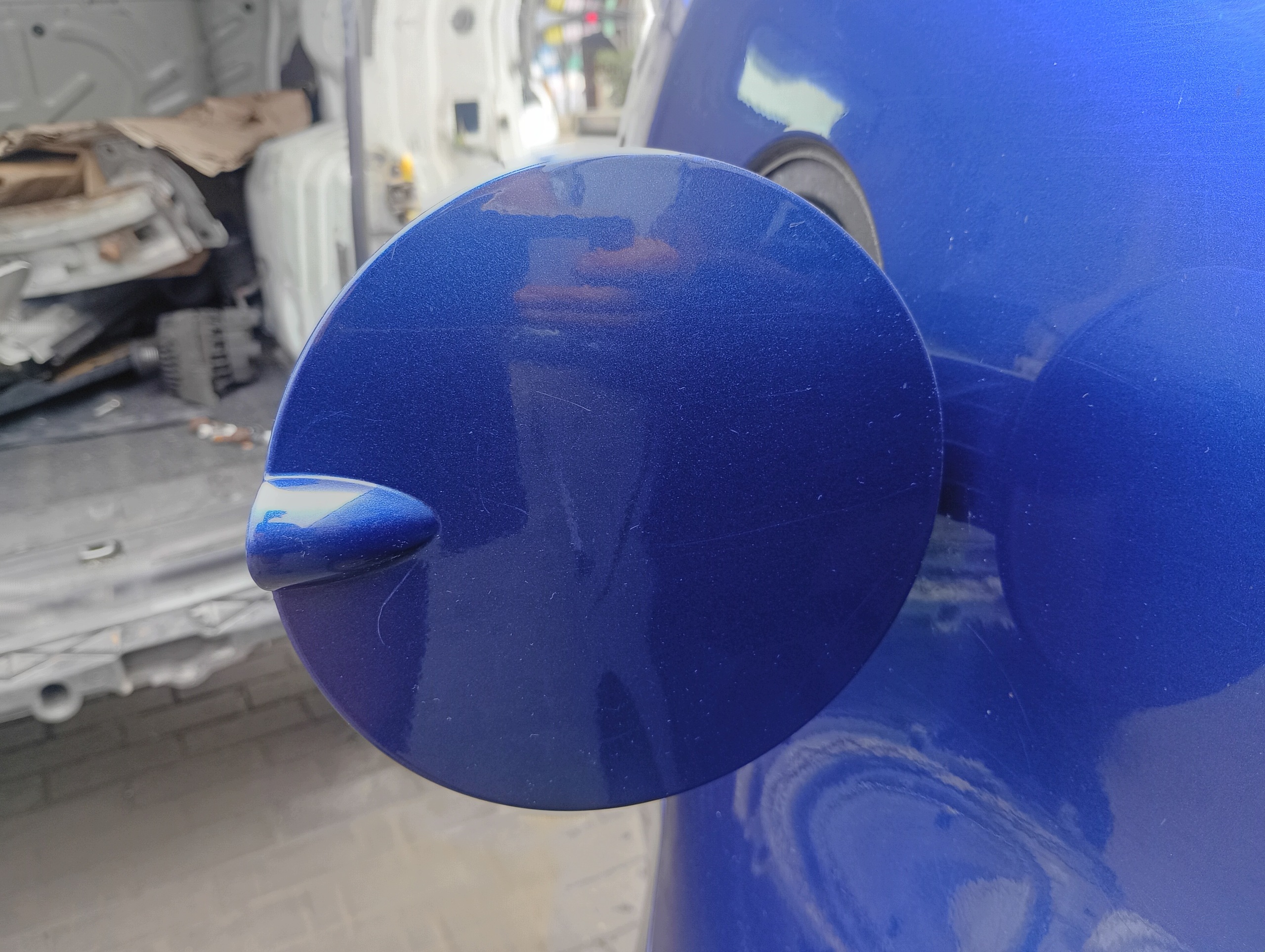 tankklappe des kraftstoffsbehälters Ford C-MAX 1 und FL 08-11 code lakieru 36