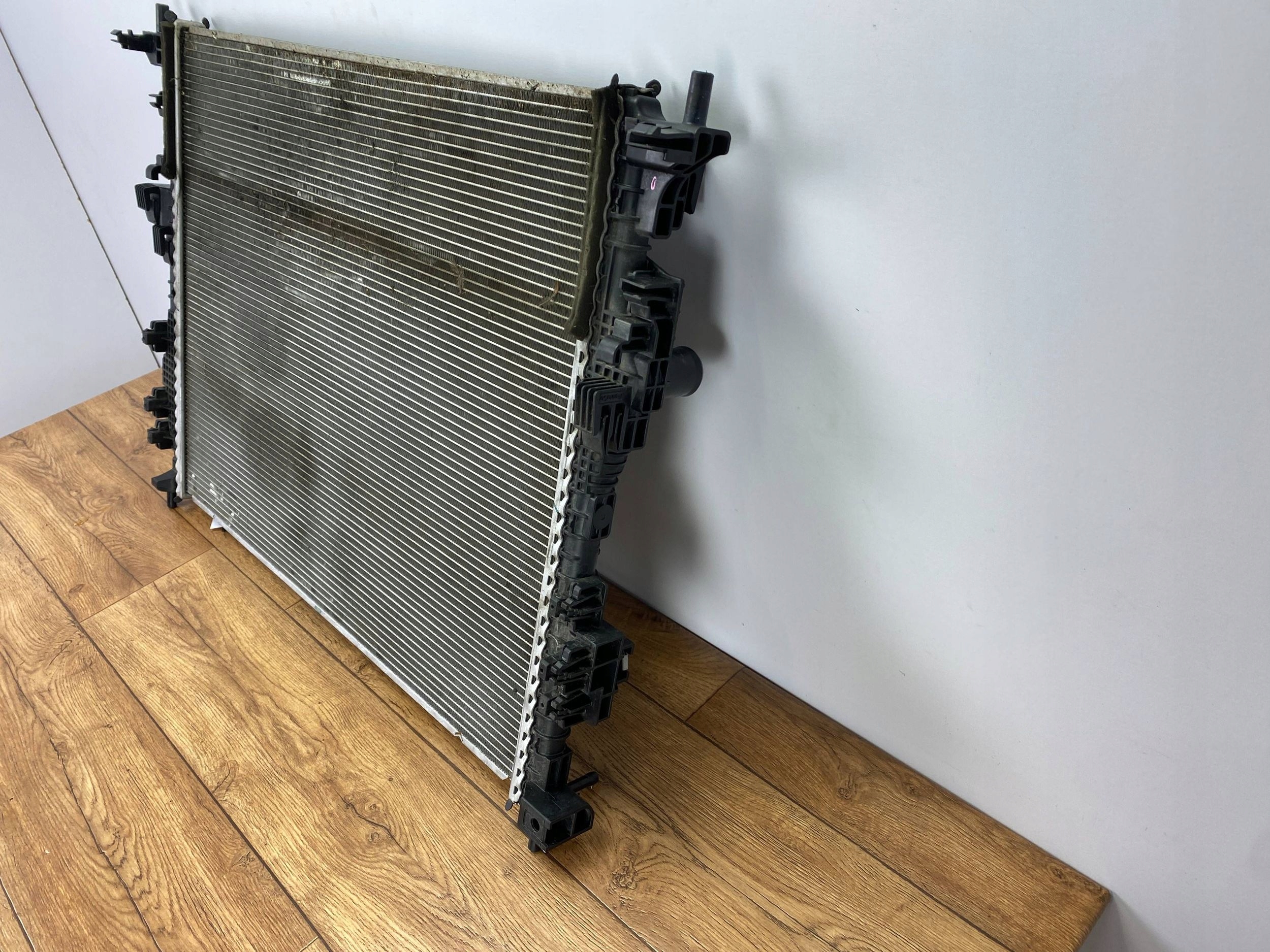 water cooler Ford Escape IV Kuga MK3 2020+