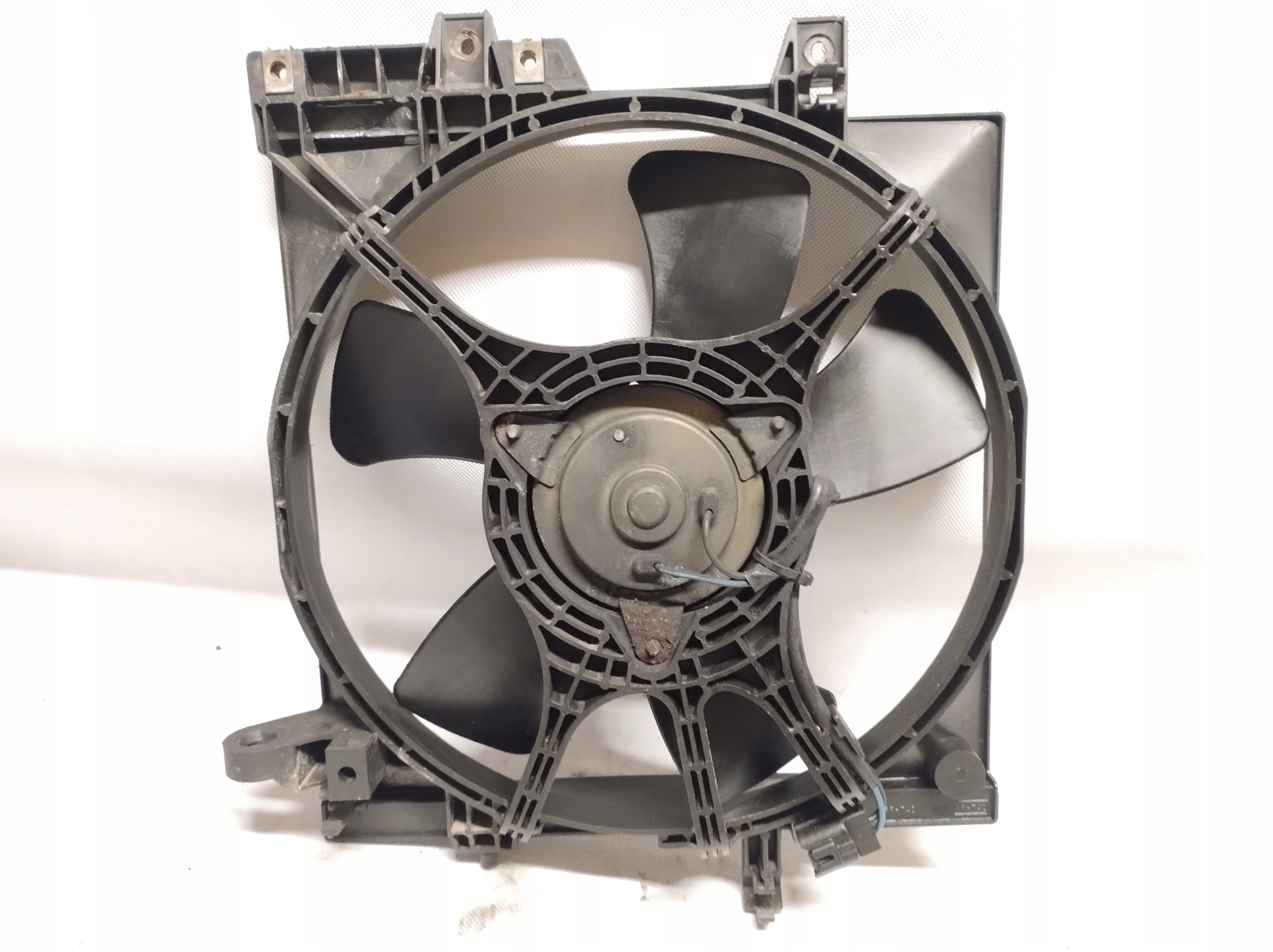 FORESTER SF WENTYLATOR CHŁODNICY LEWY 45137FC050 Producent części Subaru OE