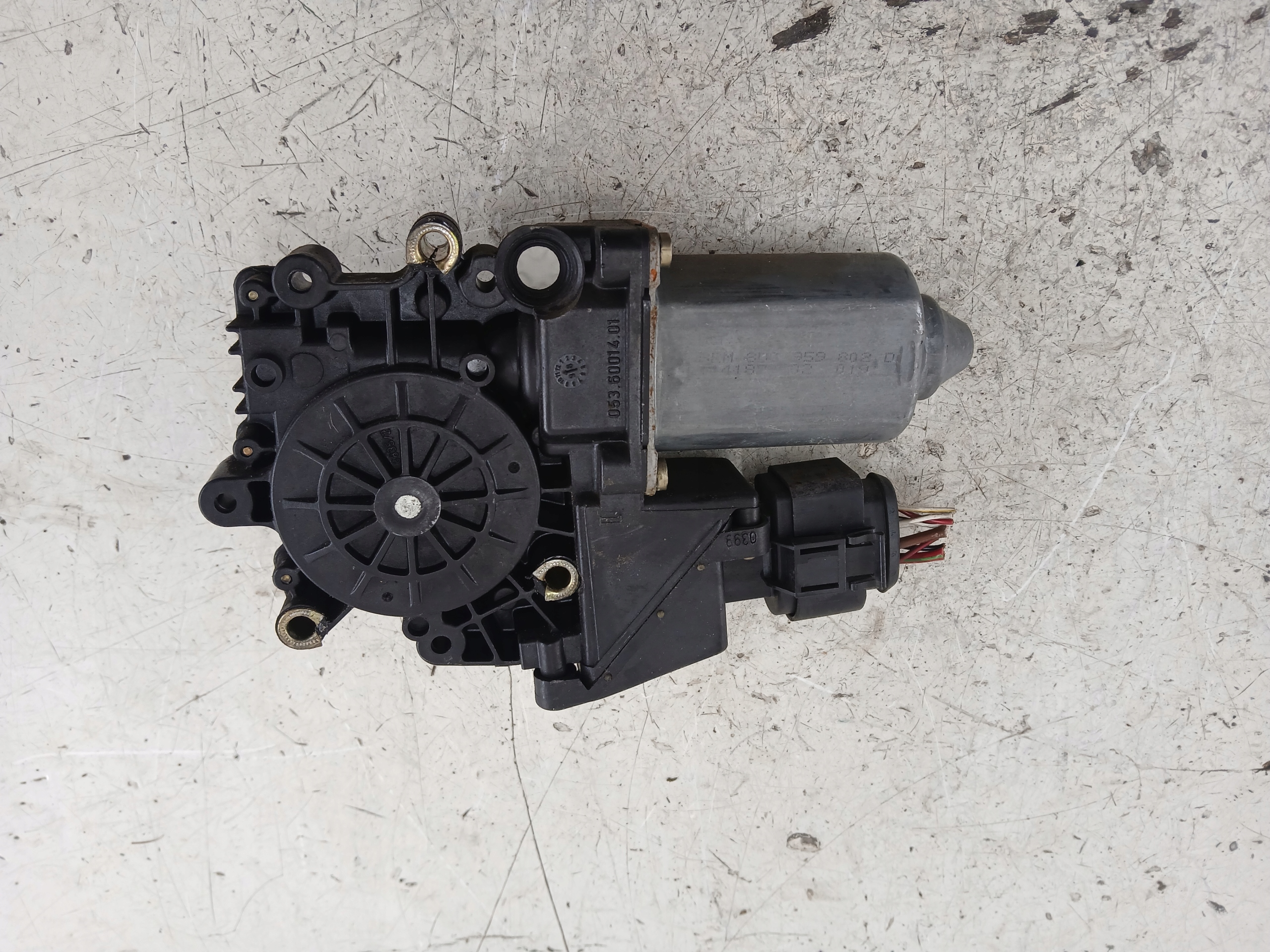 AUDI A4 B5 mini motor windows right front 8D0959802D