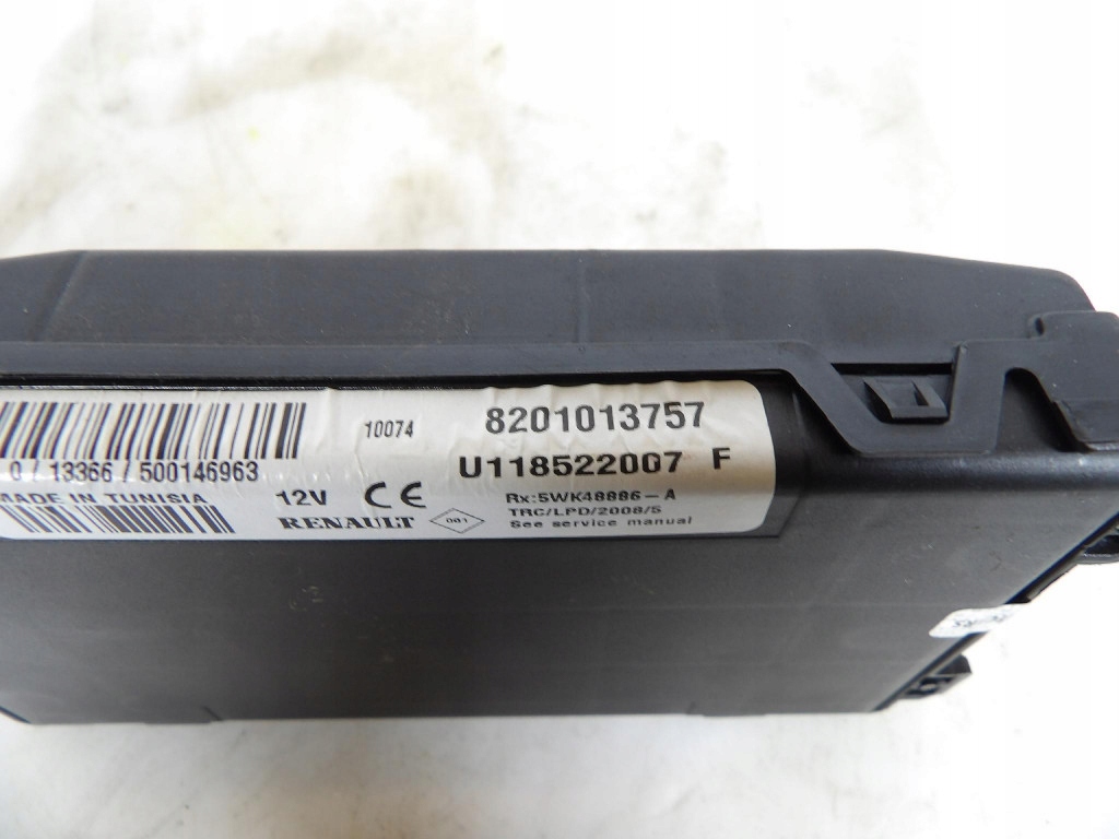 Moduly DACIA SANDERO 8201013757 2010