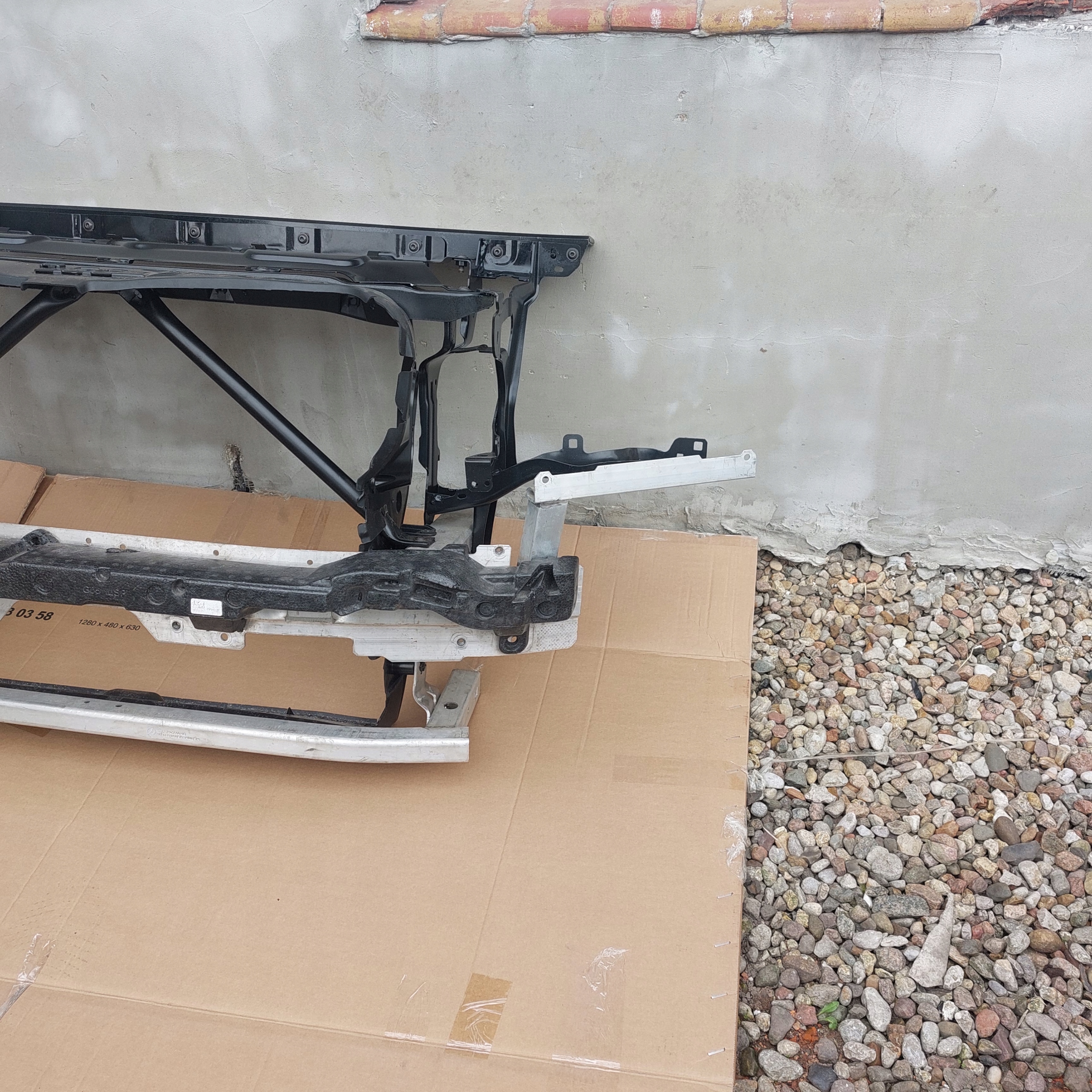 BMW X5 G05 WZMOCNIENIE CZOŁOWE PAS BELKA M-PAKIET Producent części KAMEX