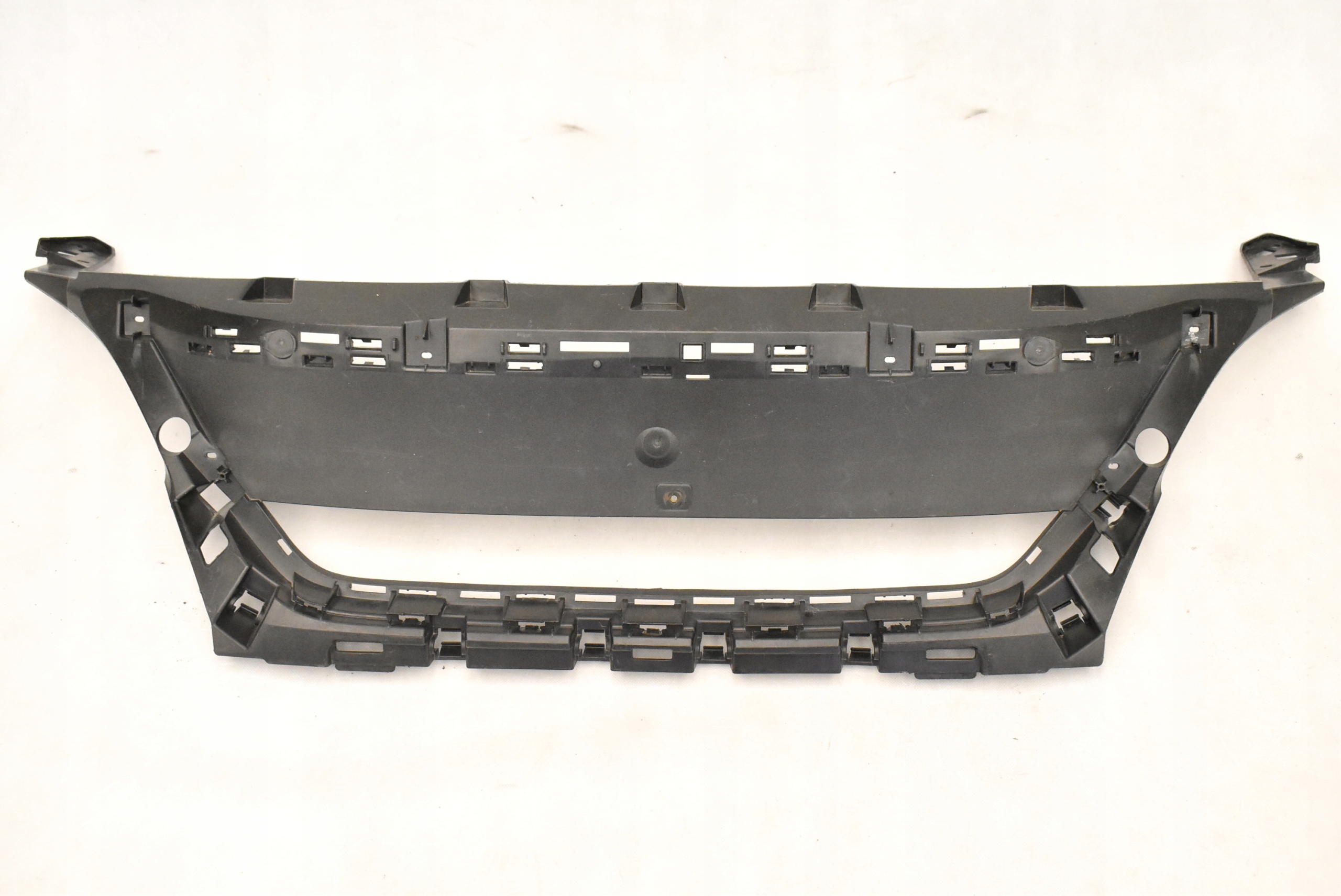 PEUGEOT 3008 5008 16- WZMOCNIENIE OSŁONA GRILLA