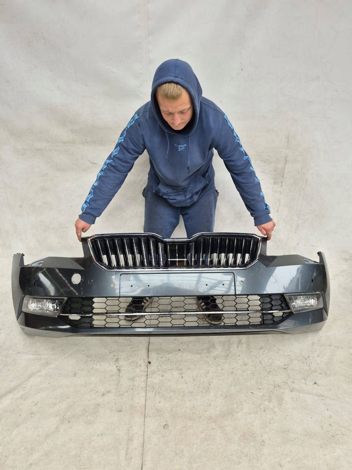 SKODA SUPERB III 3V0 15-19 bumper front front SPR PDC