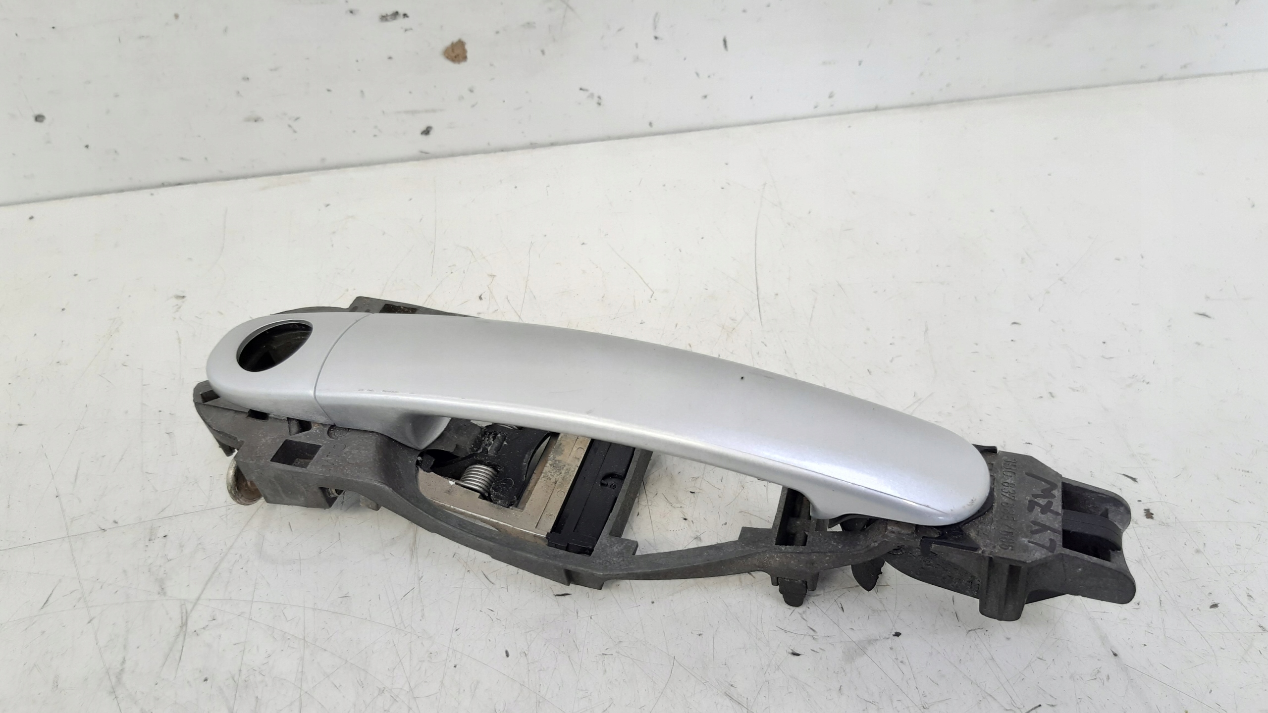 Poignée Droite Avant 3B0837885B Audi TT