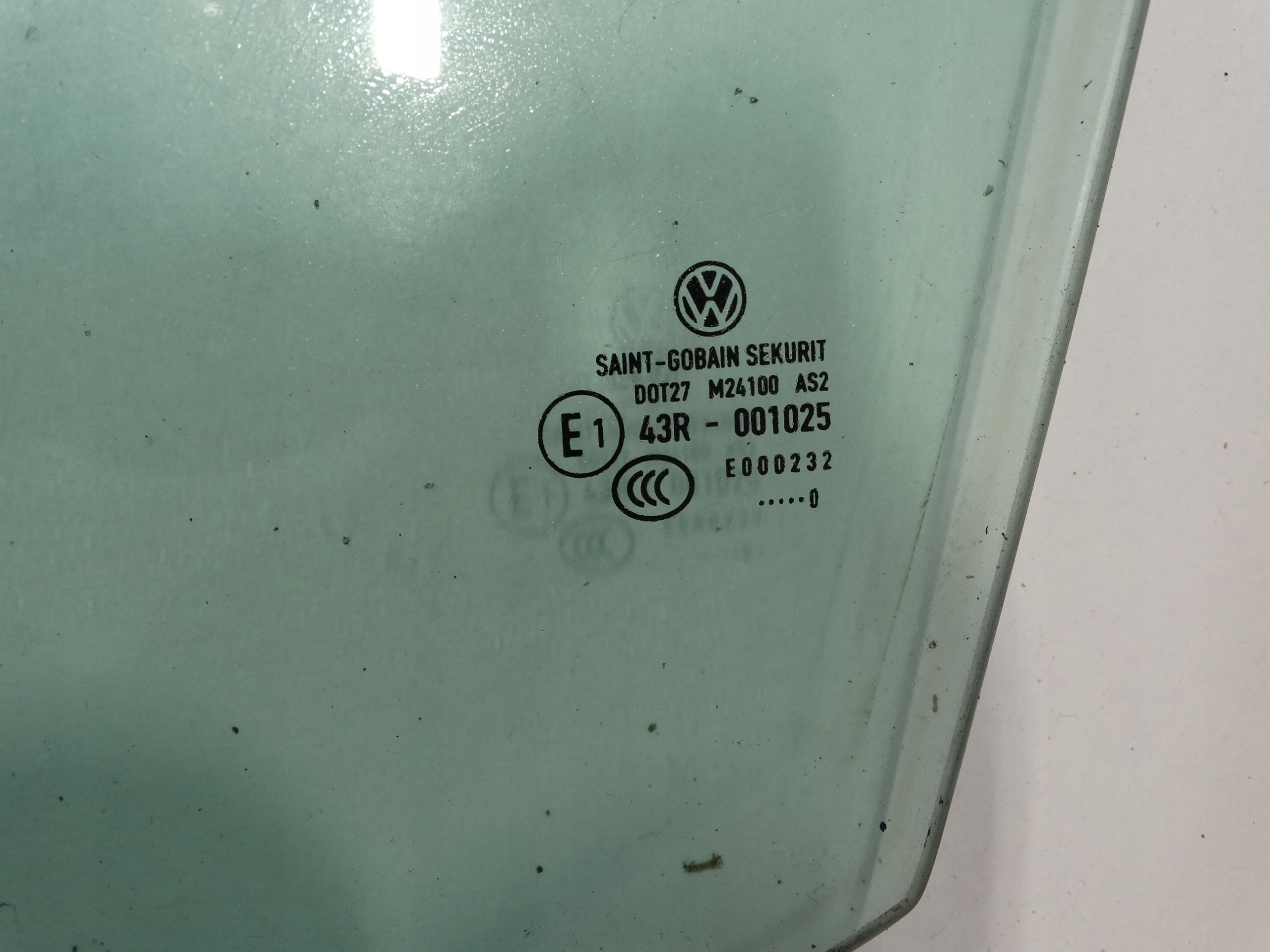 window door left front VOLKSWAGEN GOLF VI plus 2010R. 43R-001025