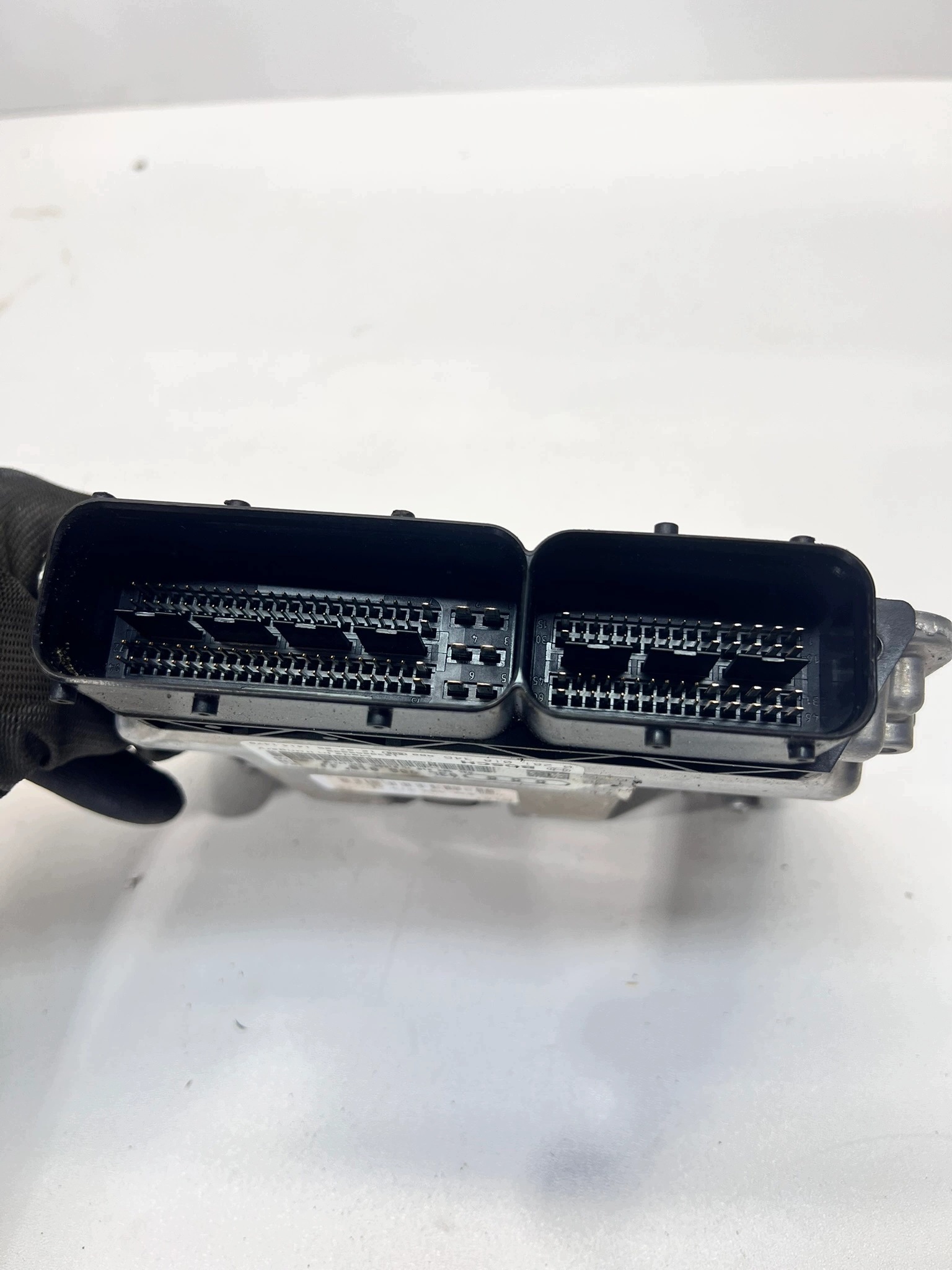 computer control unit of the engine AUDI A4 A5 03L906018JJ 03L906018JL