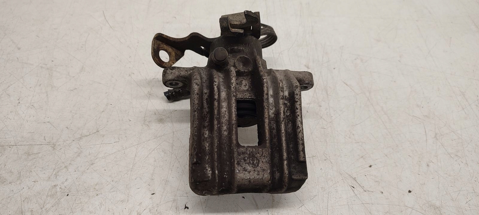 caliper rear part rear left VW Passat B5 3BG 1,9 TDI