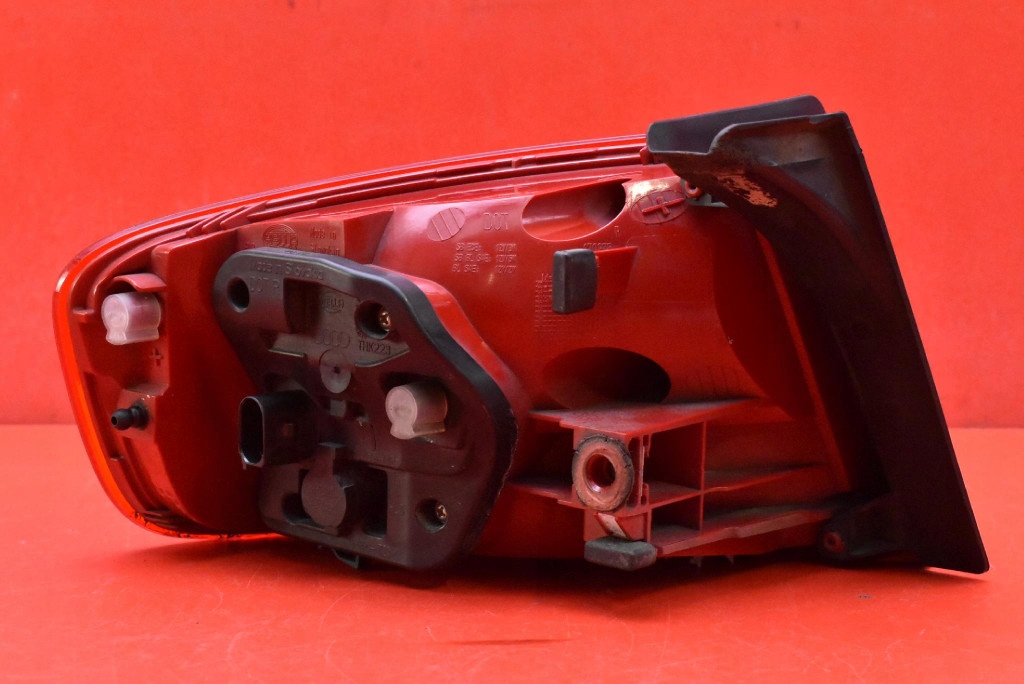light right rear part rear 8K5945096K AUDI A4 B8 sedan 07-11