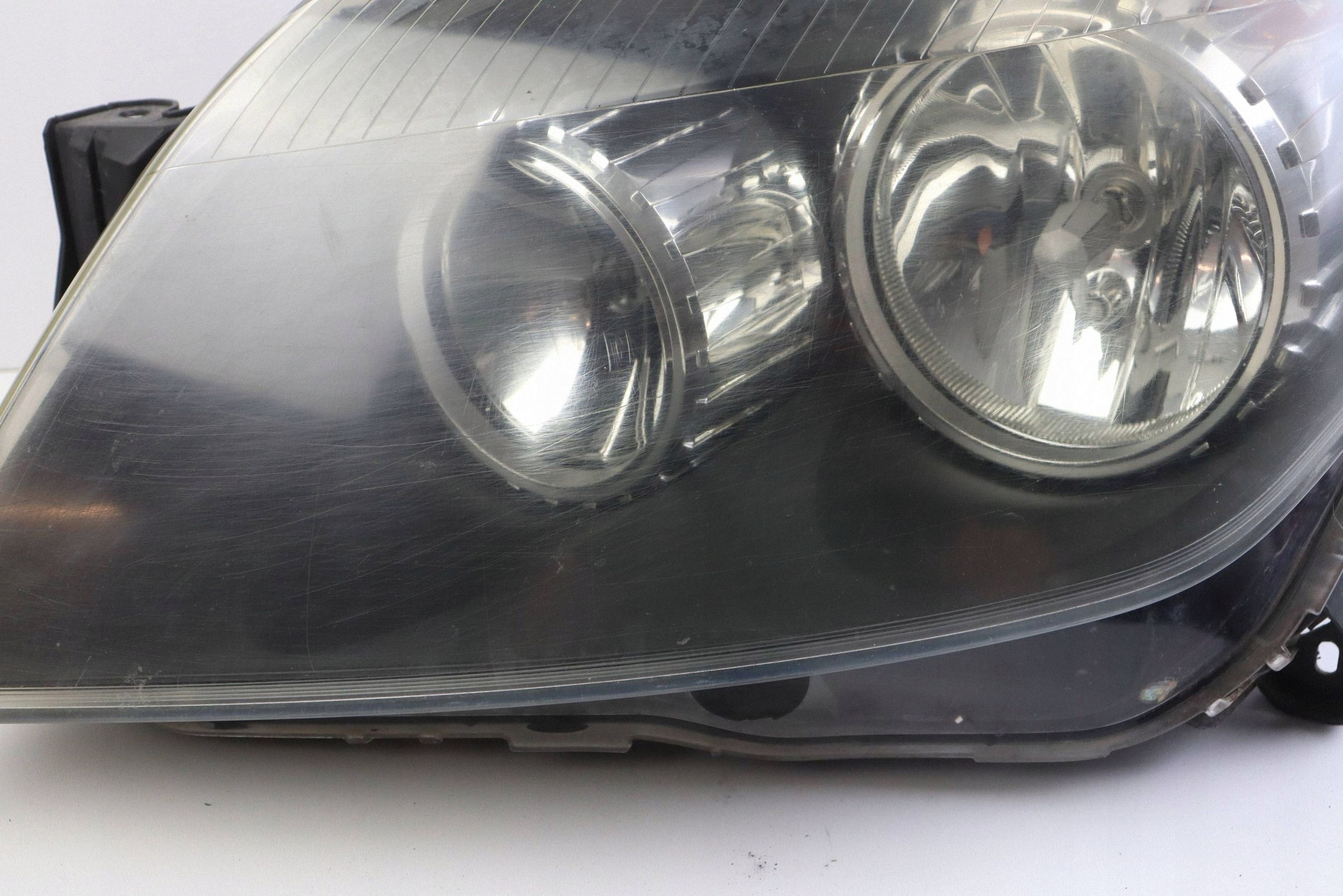 OPEL ASTRA H REFLEKTOR light front left front 1EG27037001