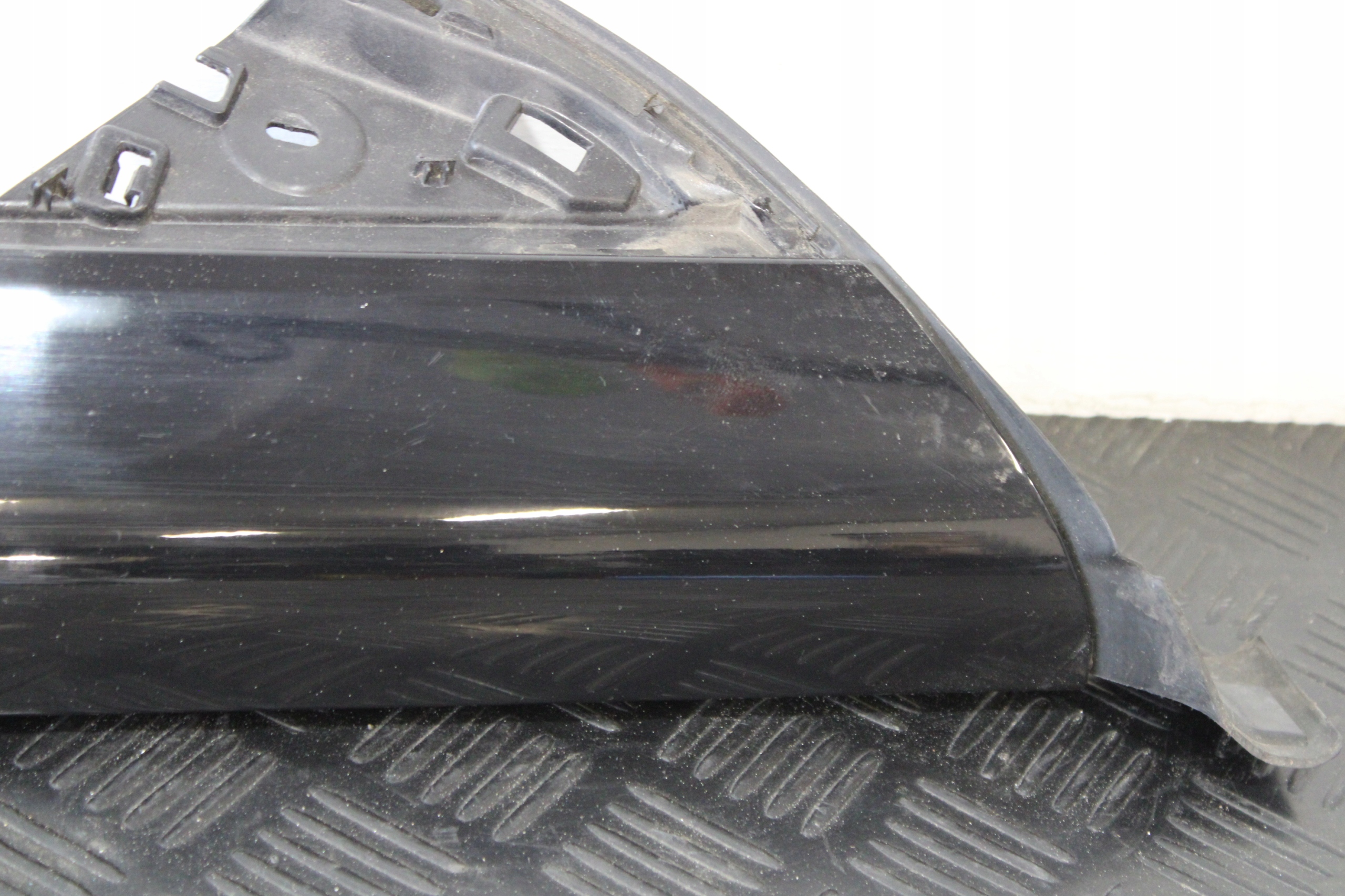 cap cover pillar A left front 9834286480 CITROEN C5 AIRCROSS