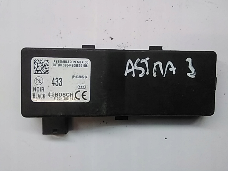 A923 INSIGNIA A MODUŁ ZAMKA CENTRALNEGO 13503204