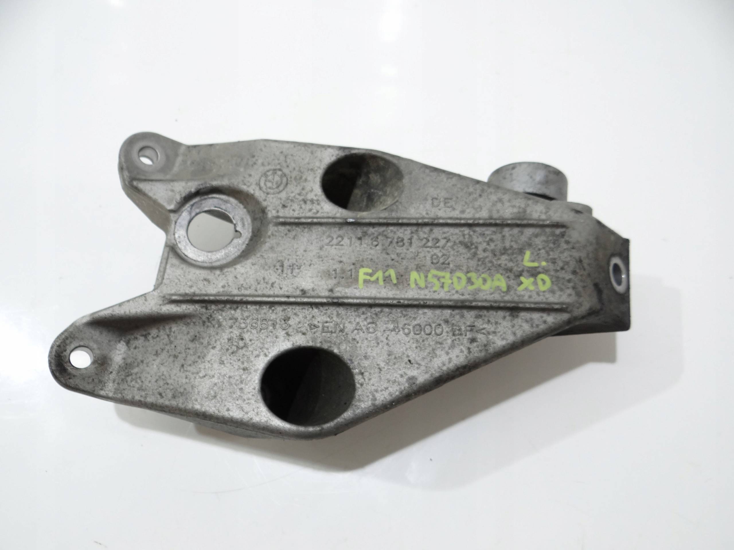 console engine mount left BMW F11 N57 6781227 XDRIVE