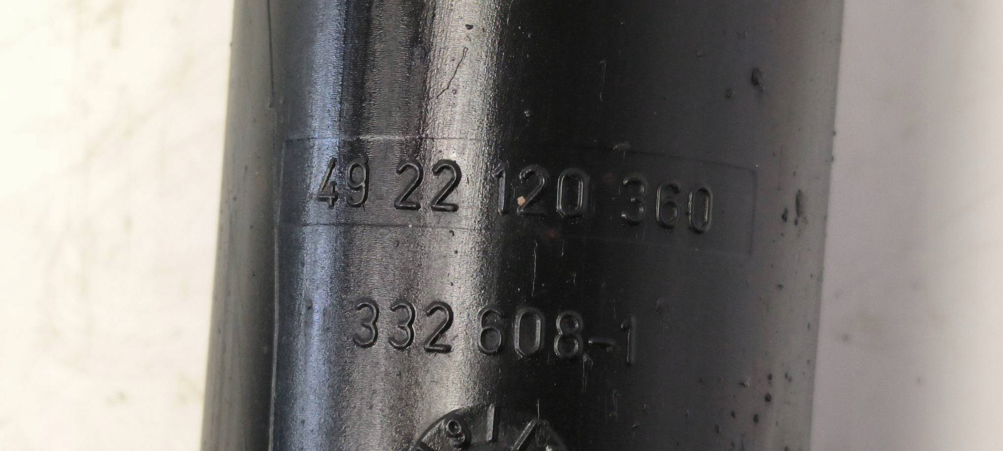 Stoßdämpfer rechts heck 2083230198 MERCDES-BENZ C 160