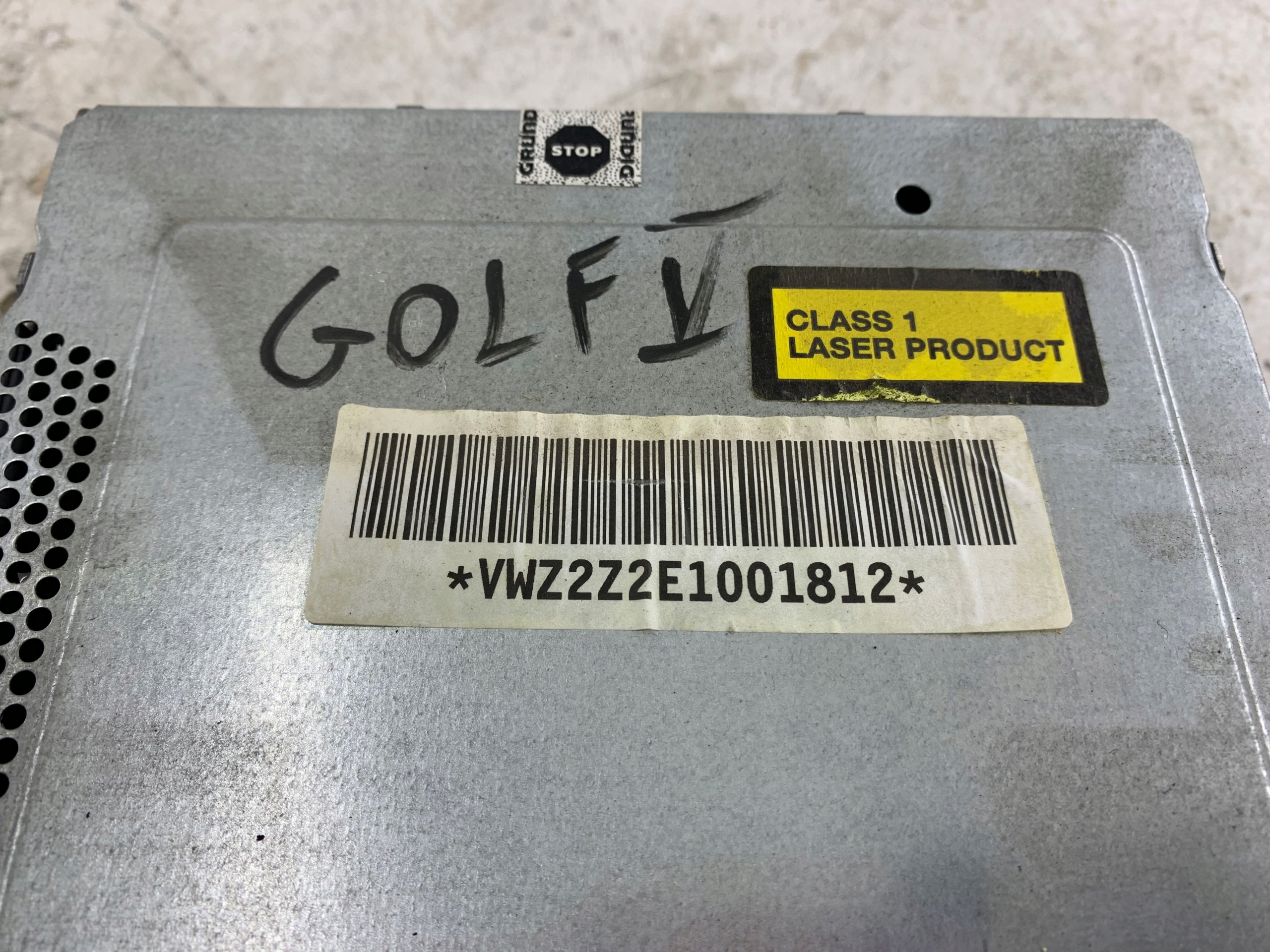 VW GOLF V RADIO radio CD