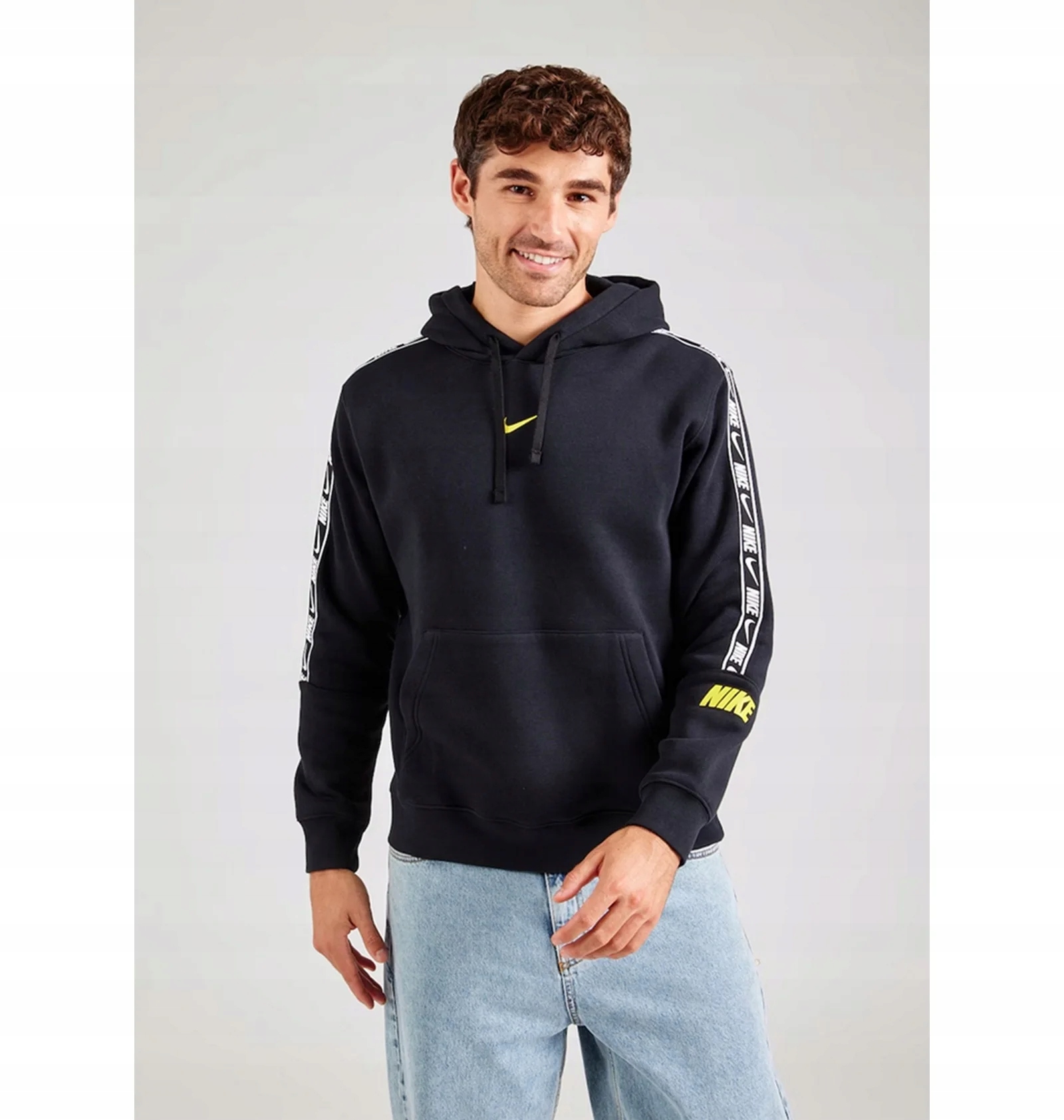 Nike bluza męska z kapturem Repeat Men Hoodie Tape czarna HV3993-010 r. L