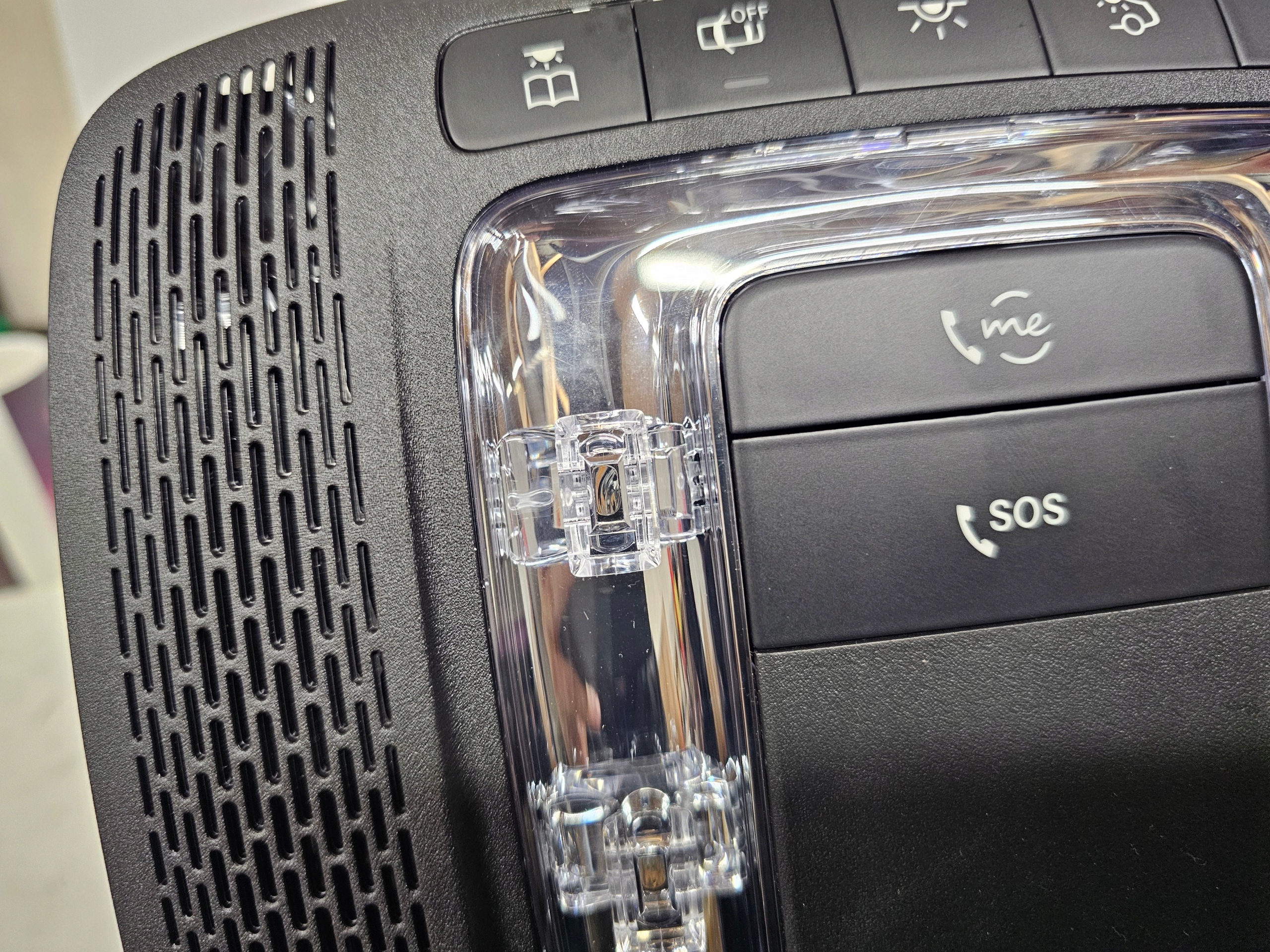 панель MERCEDES A0009008930