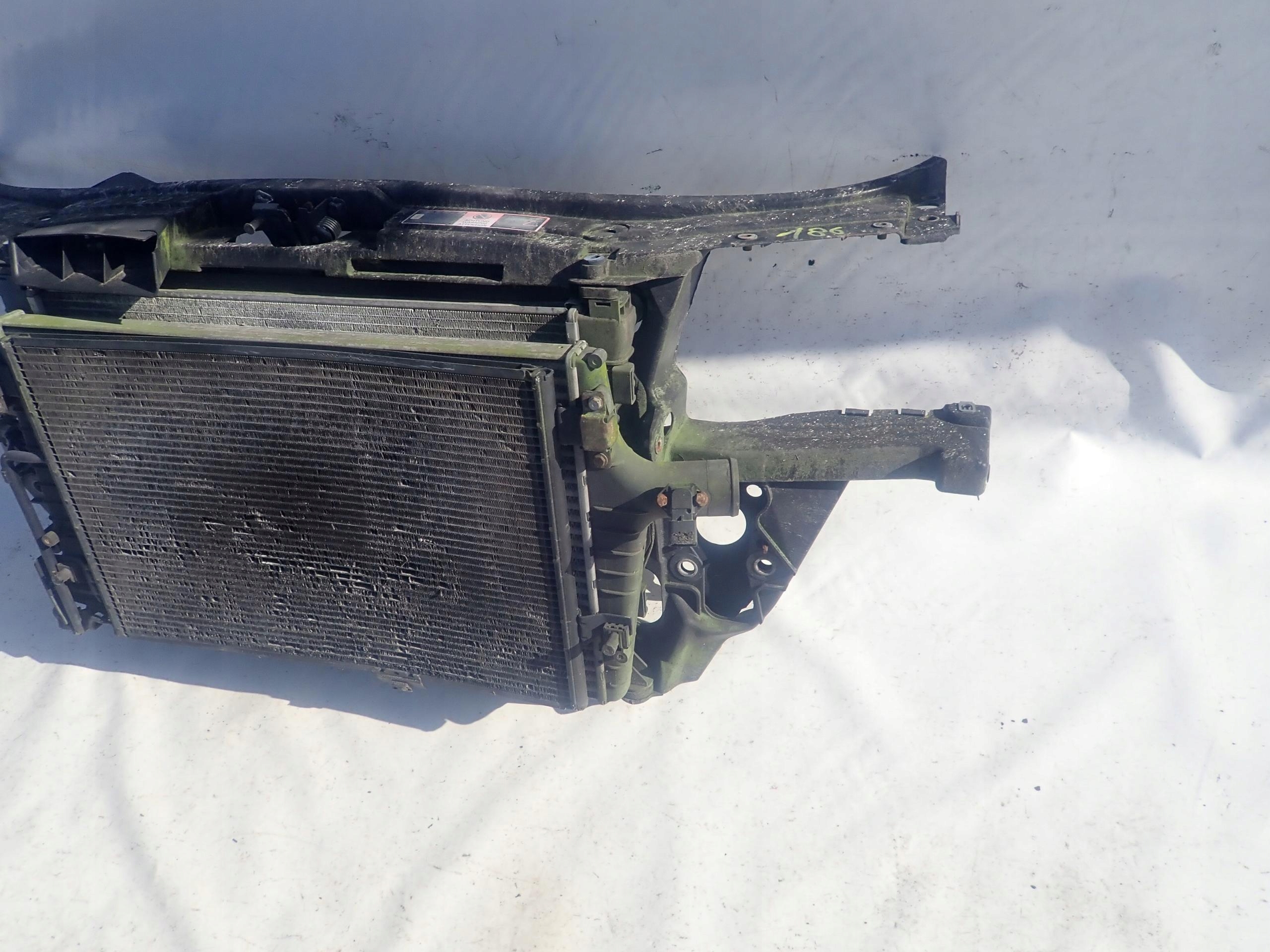 AUDI A6 C5 LIFT 2.5 TDI front panel, wall radiator