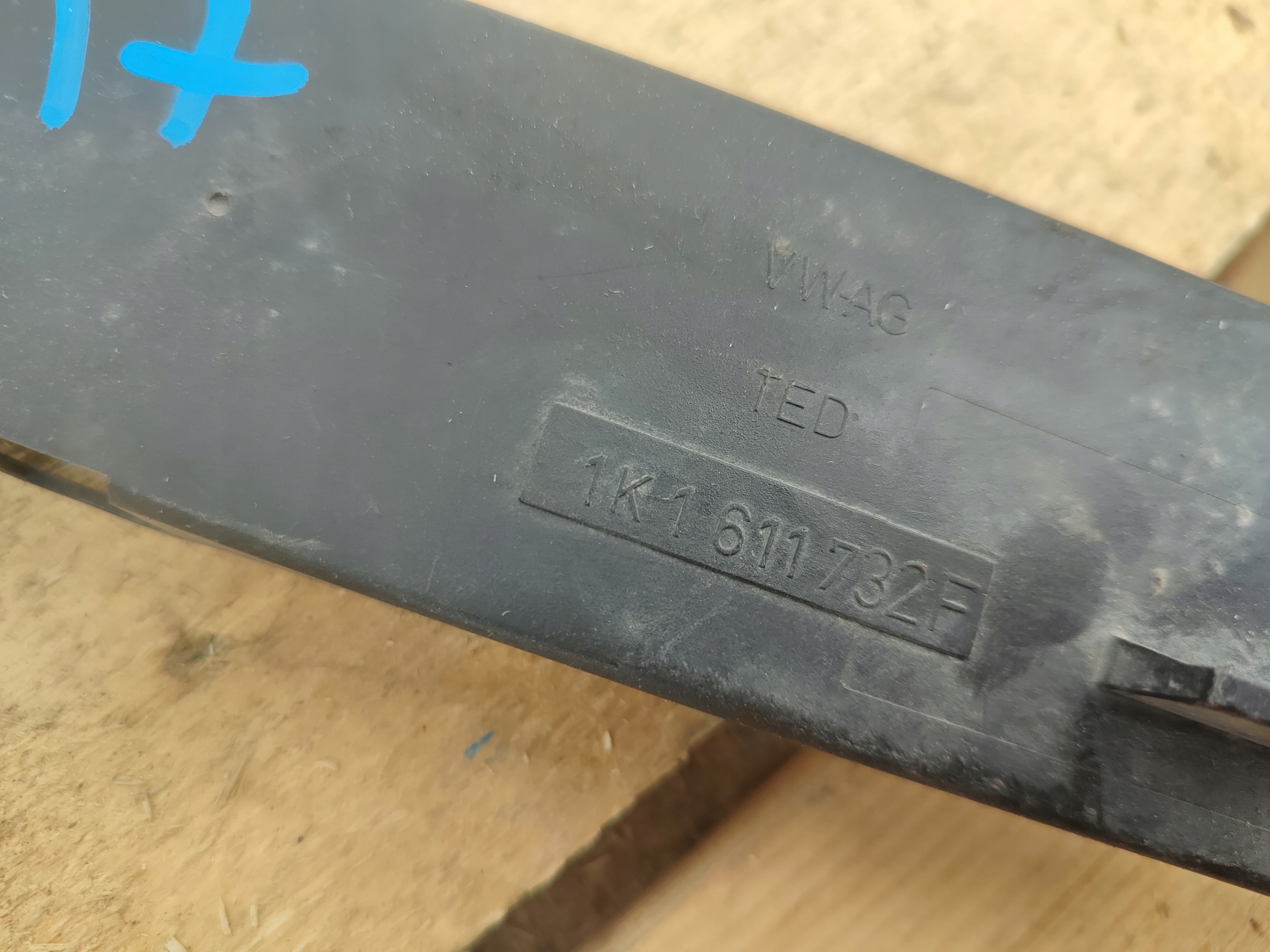 VW GOLF VI obal kryt POMPY ABS 1K1614321B