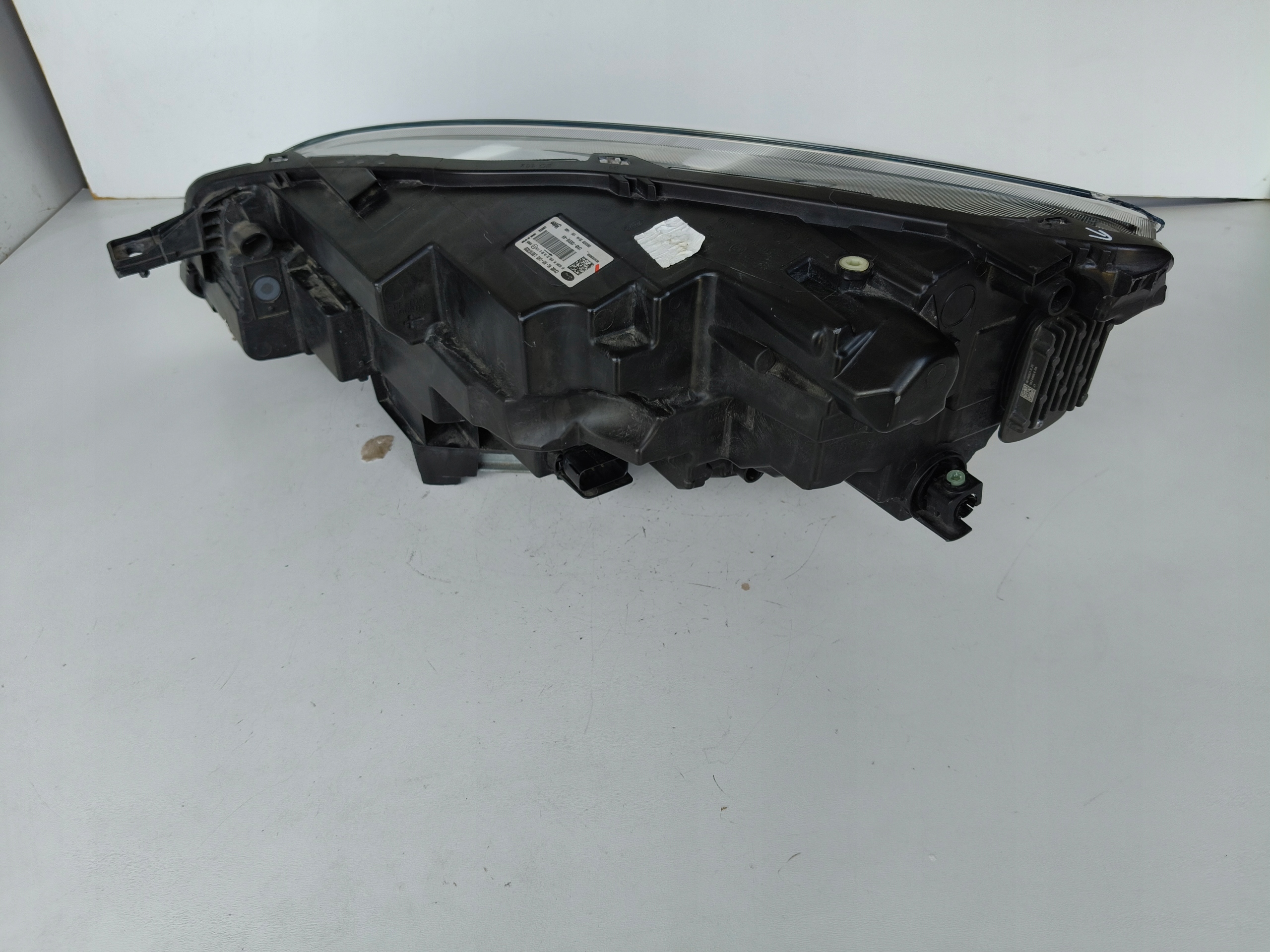 light right REFLEKTOR FORD KUGA MK3 19- FULL LED